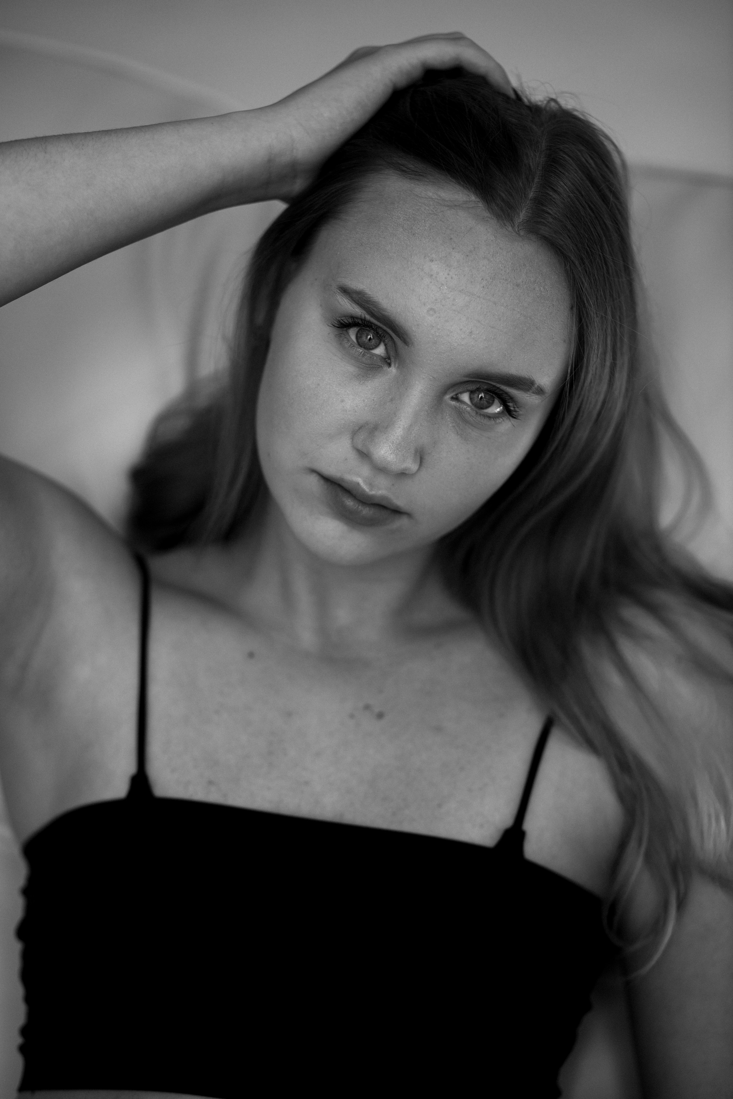 Студийные съемки в ч/б. Женский фотограф в Москве Рина Леонтьева