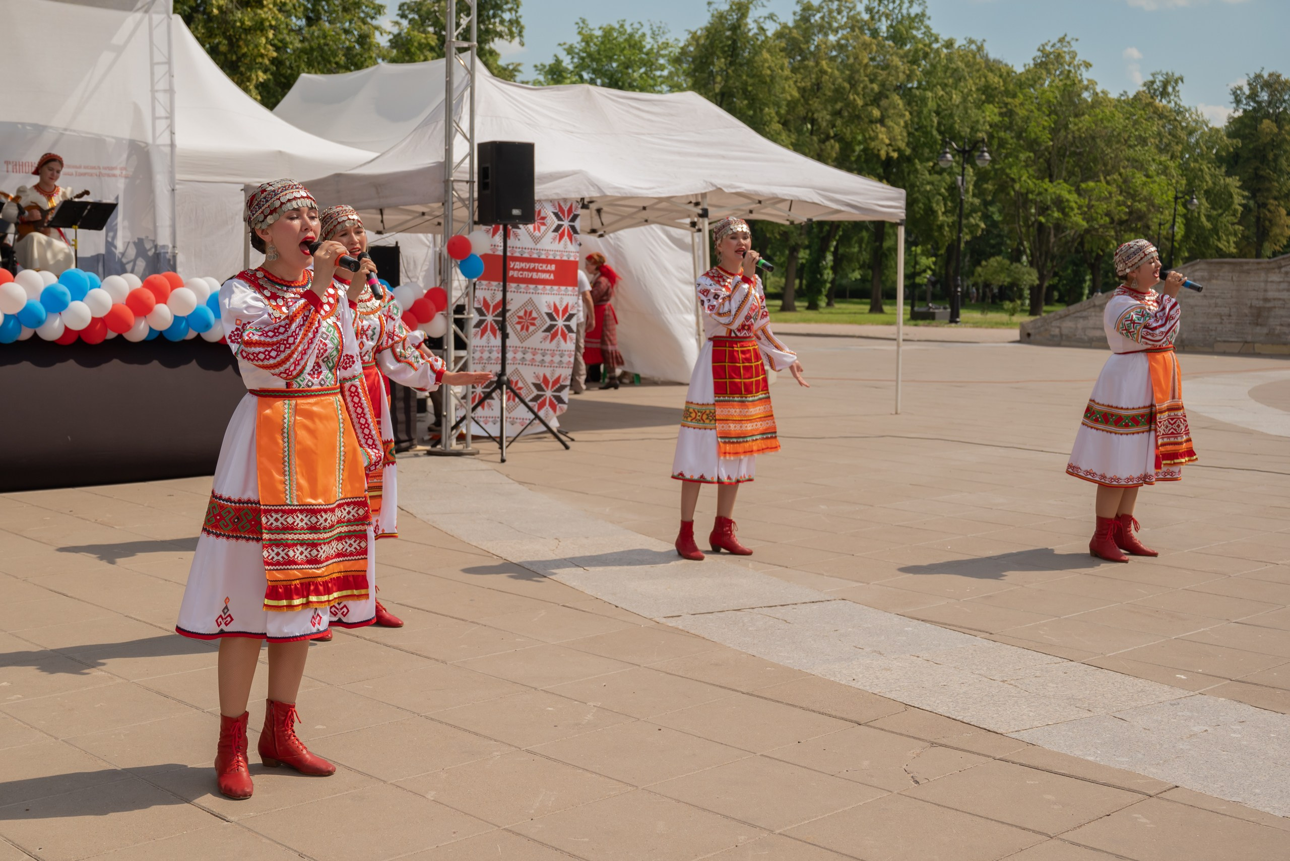 Мордовский праздник «Гербер». Фотограф в Санкт-Петербурге, фотодни в СПБ