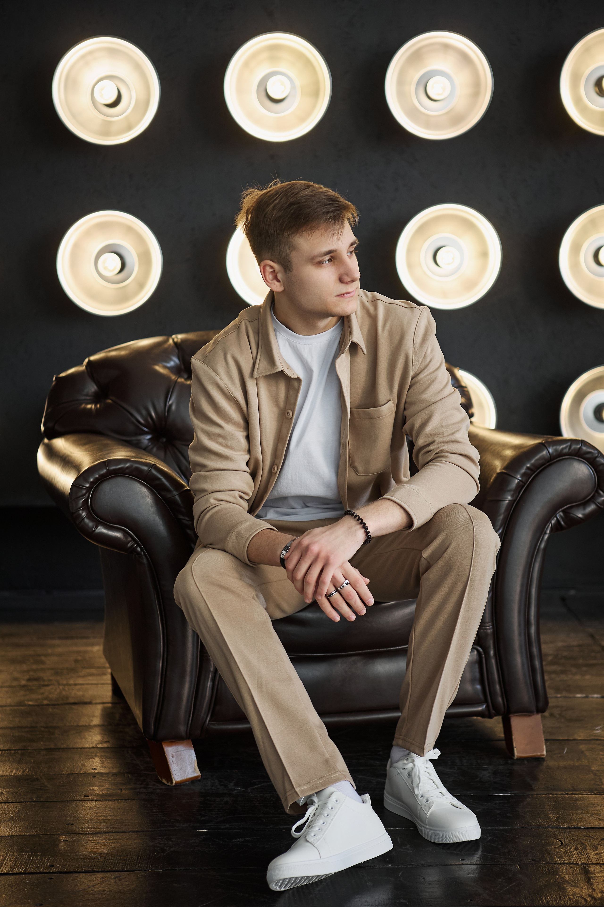 Портреты. Выпускные альбомы в городе Курган для всех