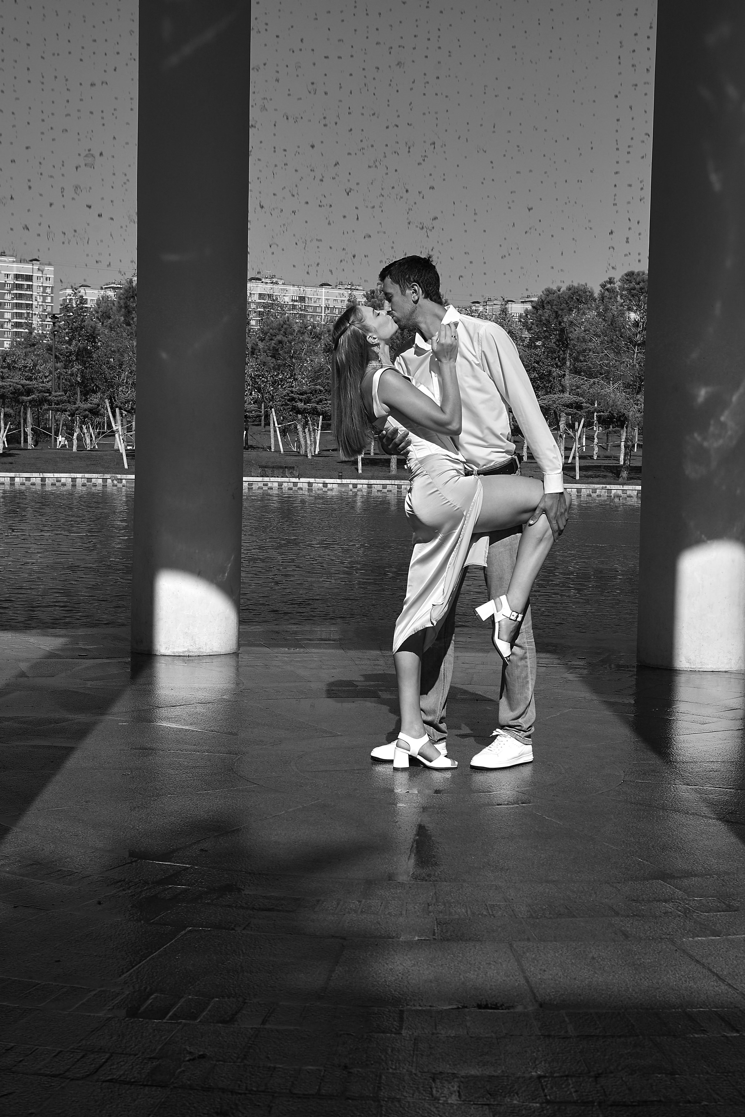 Фотосессия в стиле Love Story в парке Галицкого г. Краснодар. Семейный и свадебный фотограф в Краснодаре Михеева Светлана
