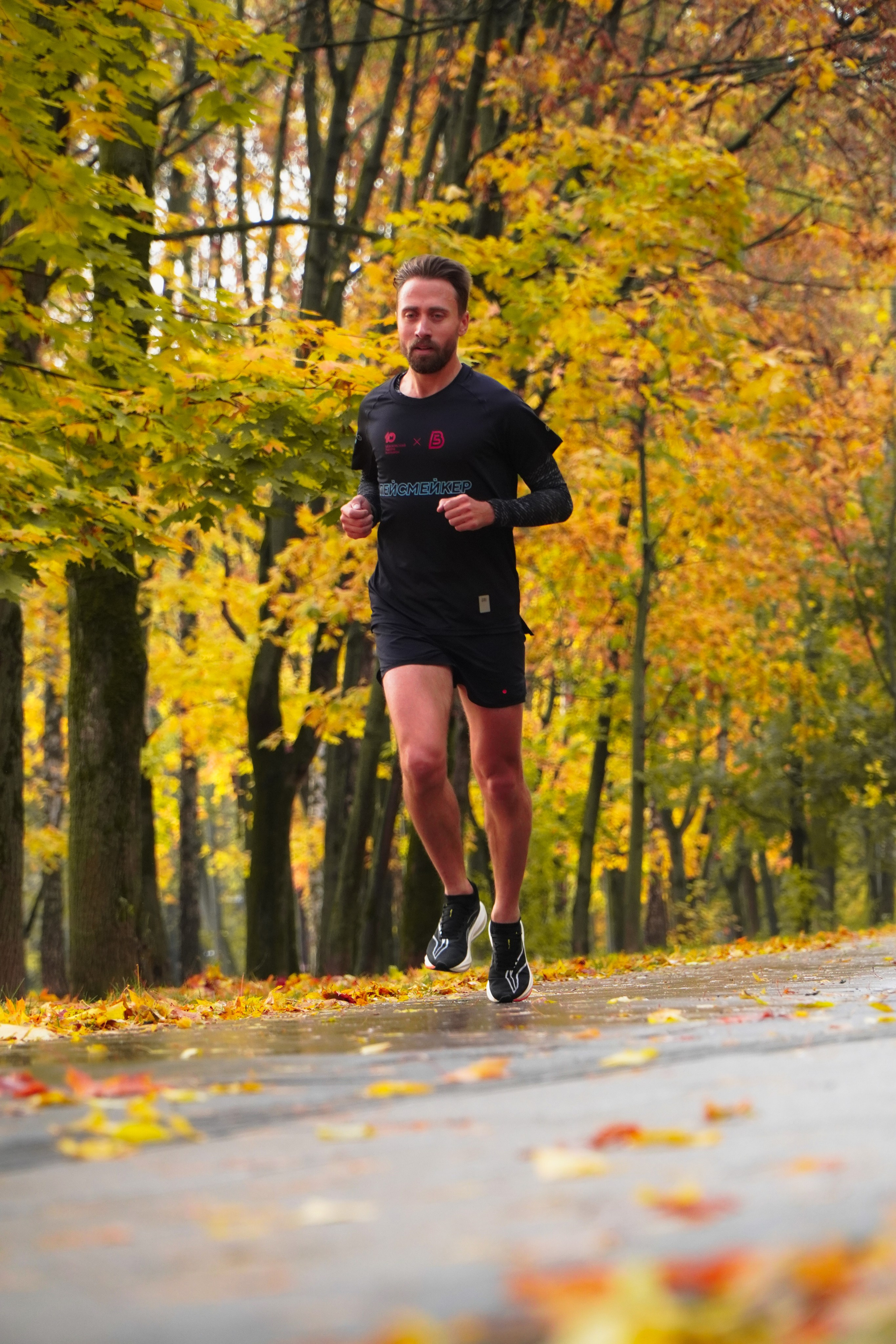 5 вёрст Наташинский 11 октября 2025. Роман Капилюшов. Бег. Фото. Видео. г. Люберцы