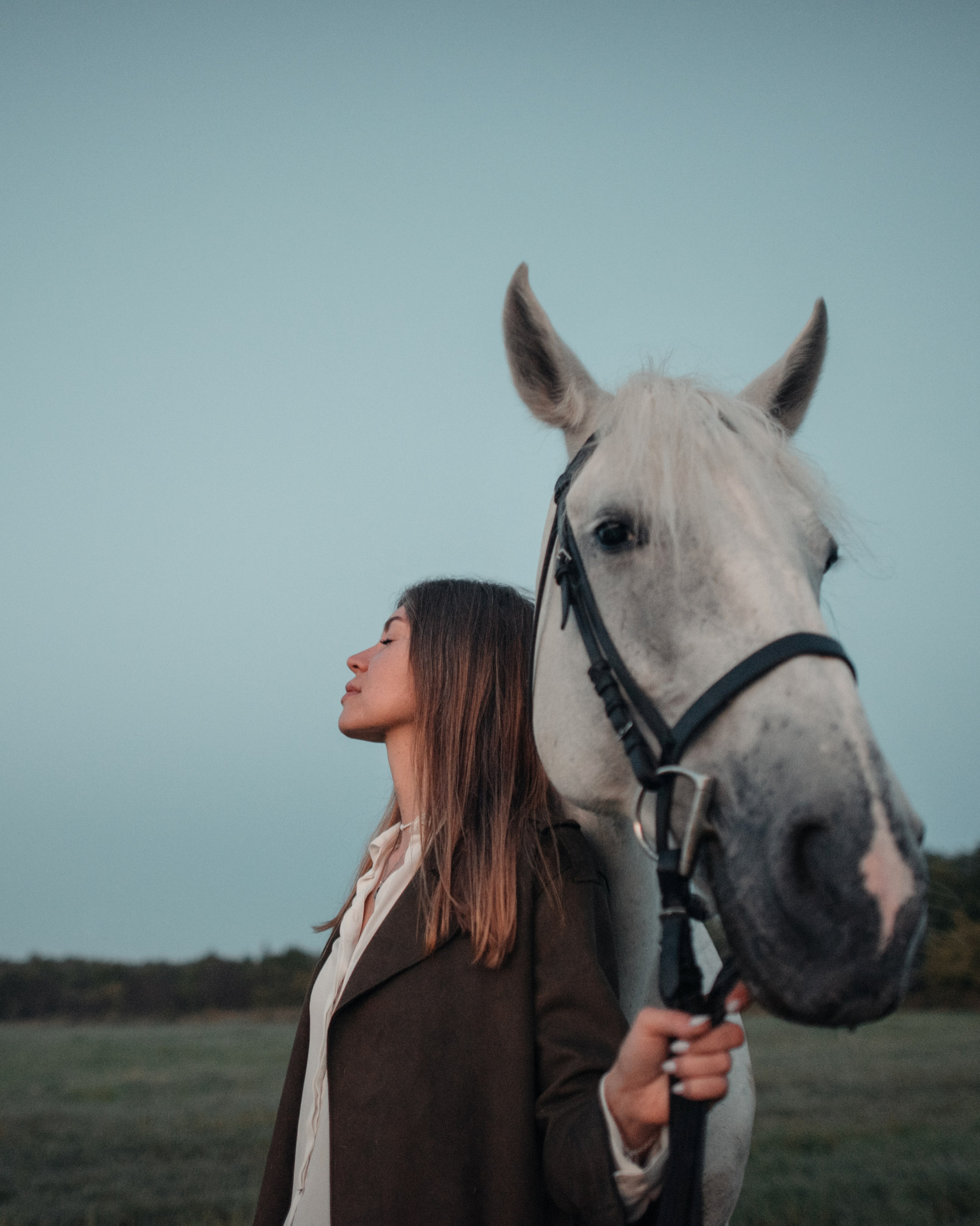 Конное: рассвет на поле с Лерой и Златой. Портфолио
