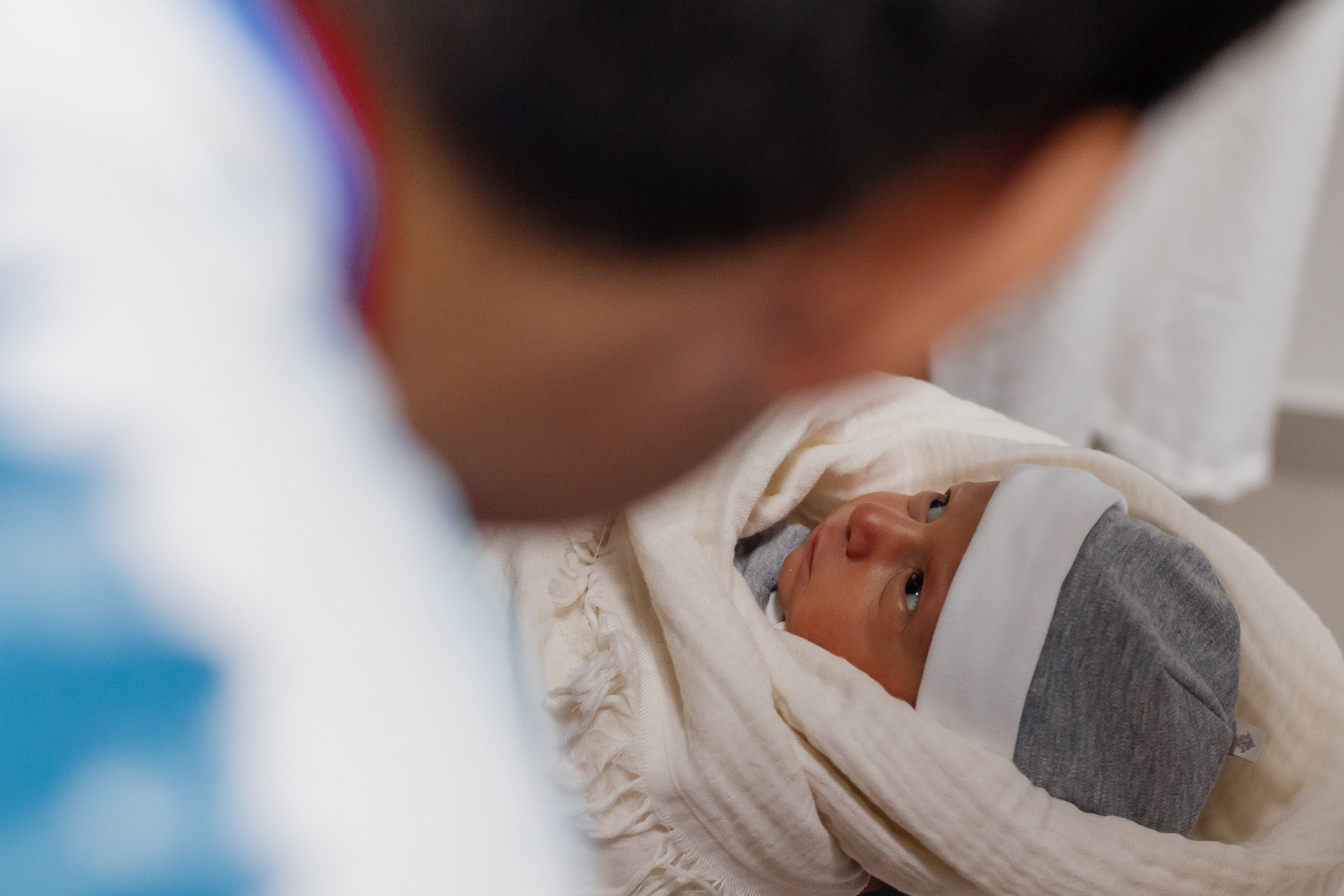 Выписка из роддома Перенатальный центр города Ставрополь. Фотограф Ставрополь Пятигорск Елизавета Дарина