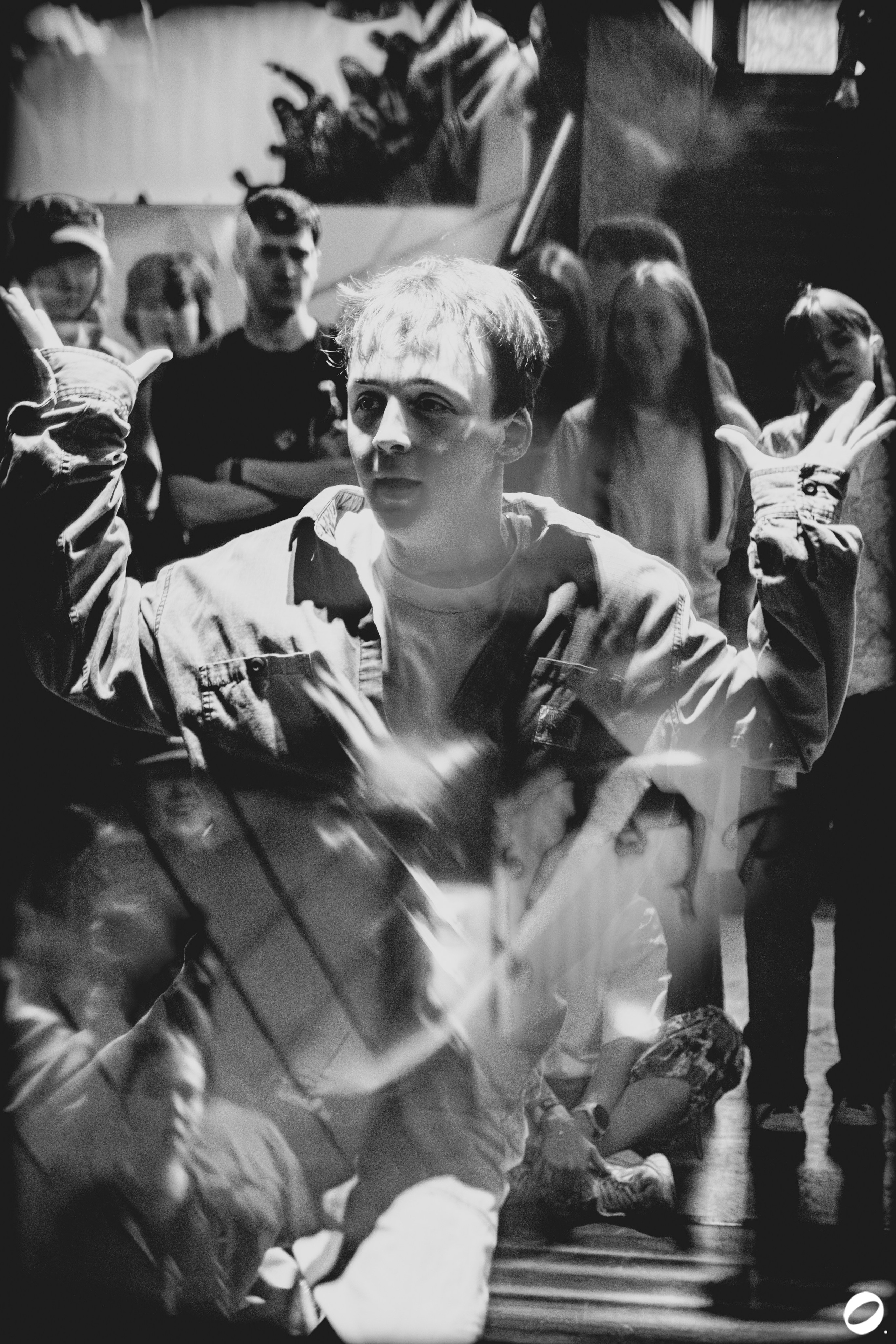 ODD.CLUB 04/04 (@youlovebu). Соня бу тебя сфоткала