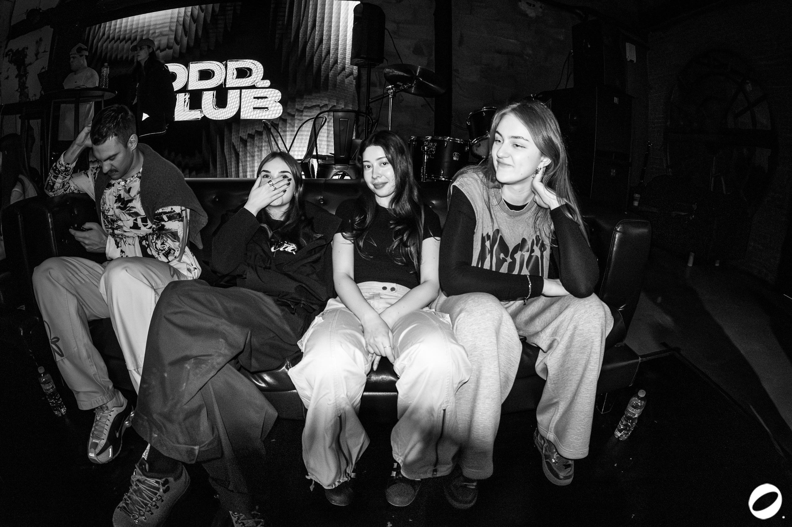 ODD.CLUB 04/04 (@youlovebu). Соня бу тебя сфоткала