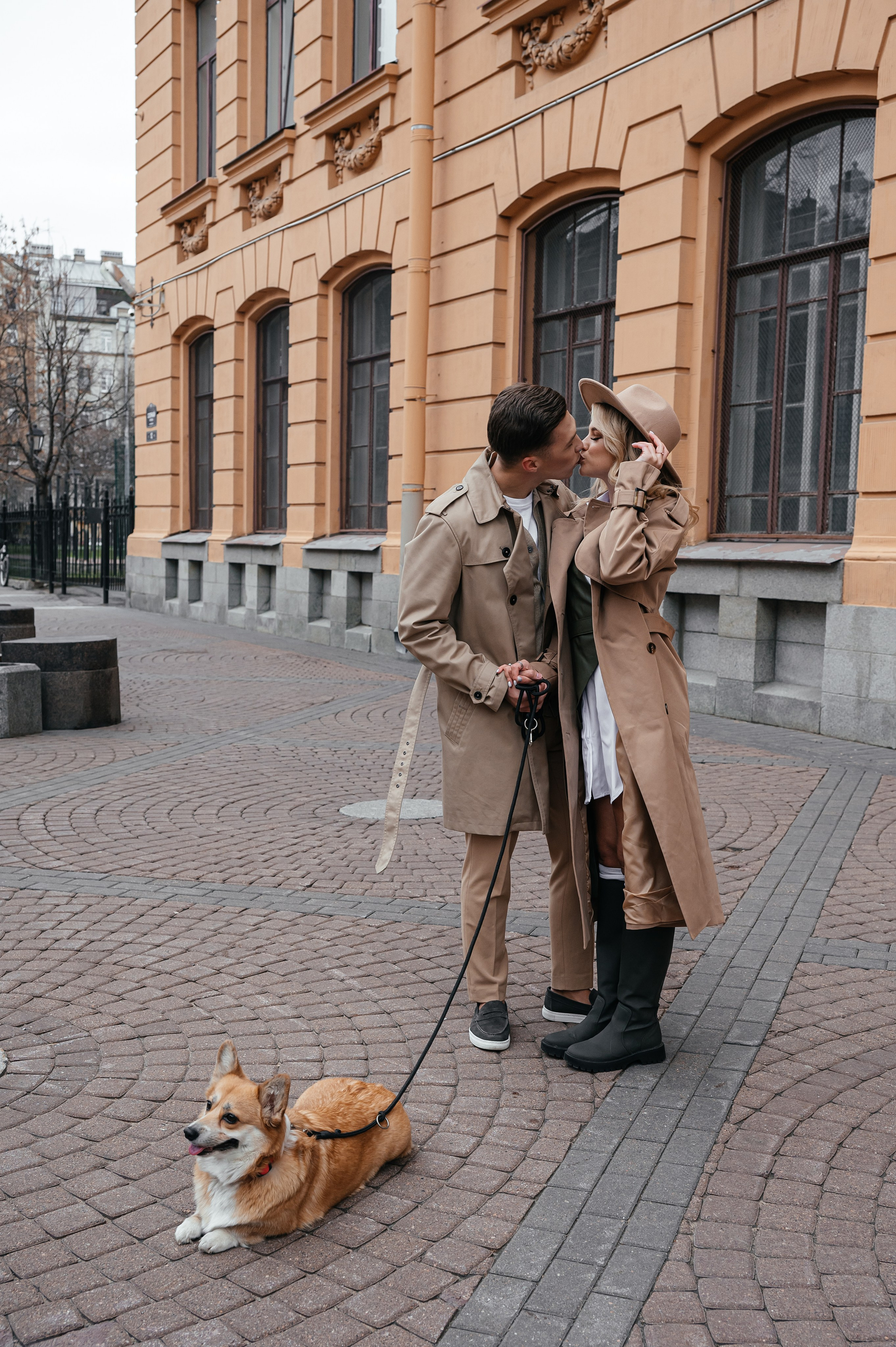 Фотосессия лавстори с домашним питомцем