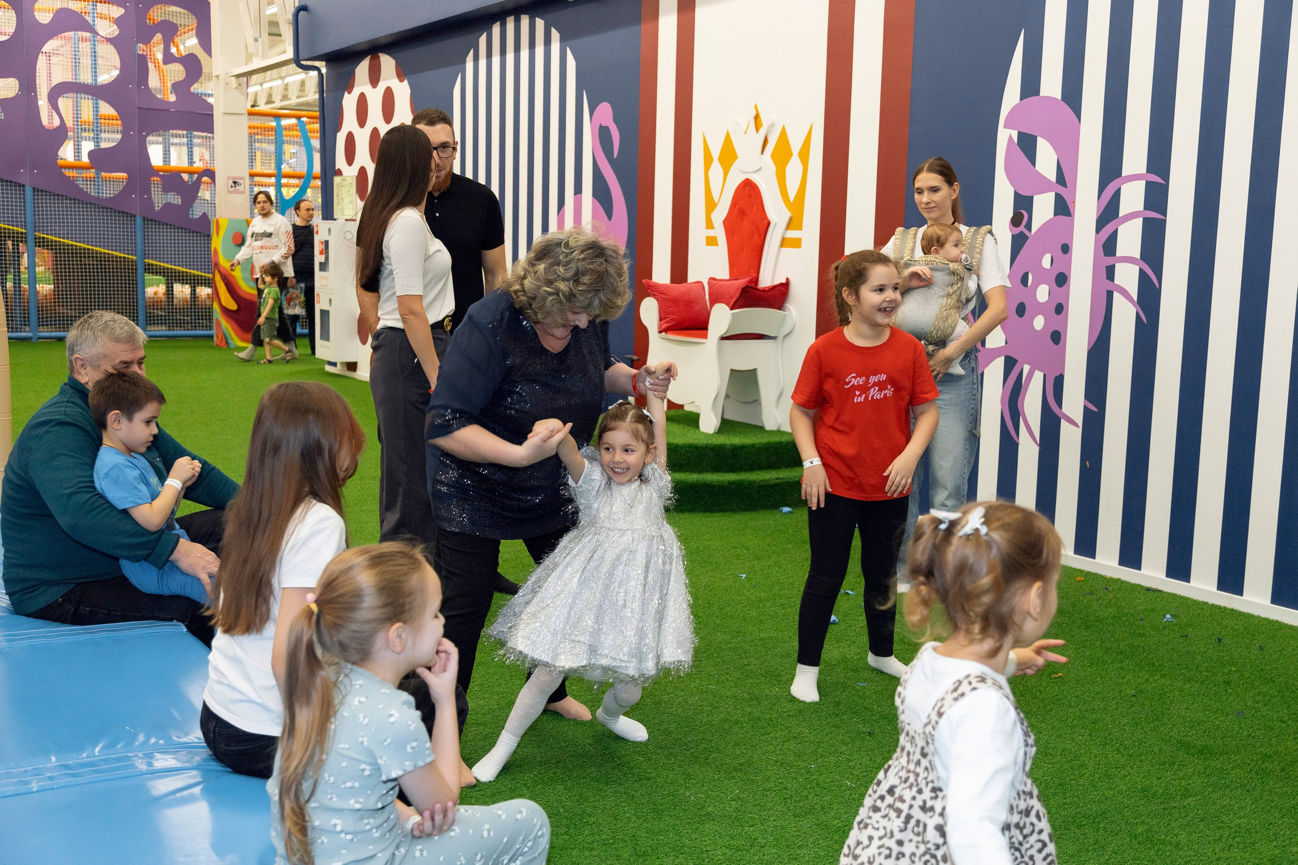 День рождение в активите-парке Магнус. Семейный фотограф в Сургуте Тимершина Мария