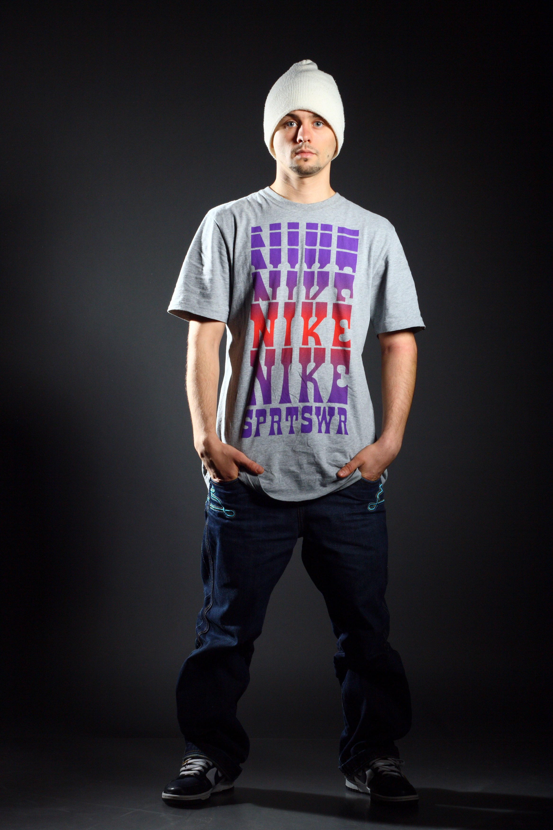 Фотосессия TOP9 — многократных чемпионов мира по брейкингу. Фотограф в Киришах, Санкт-Петербурге и Ленинградской области