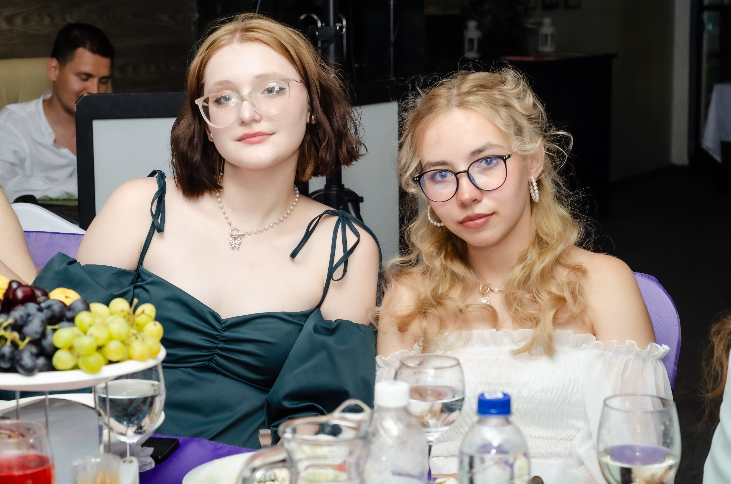 Корпоративные, Юбилейные, выпускные (школа, садик)фотосессии. Фотография — это миг, который фиксирует вечность