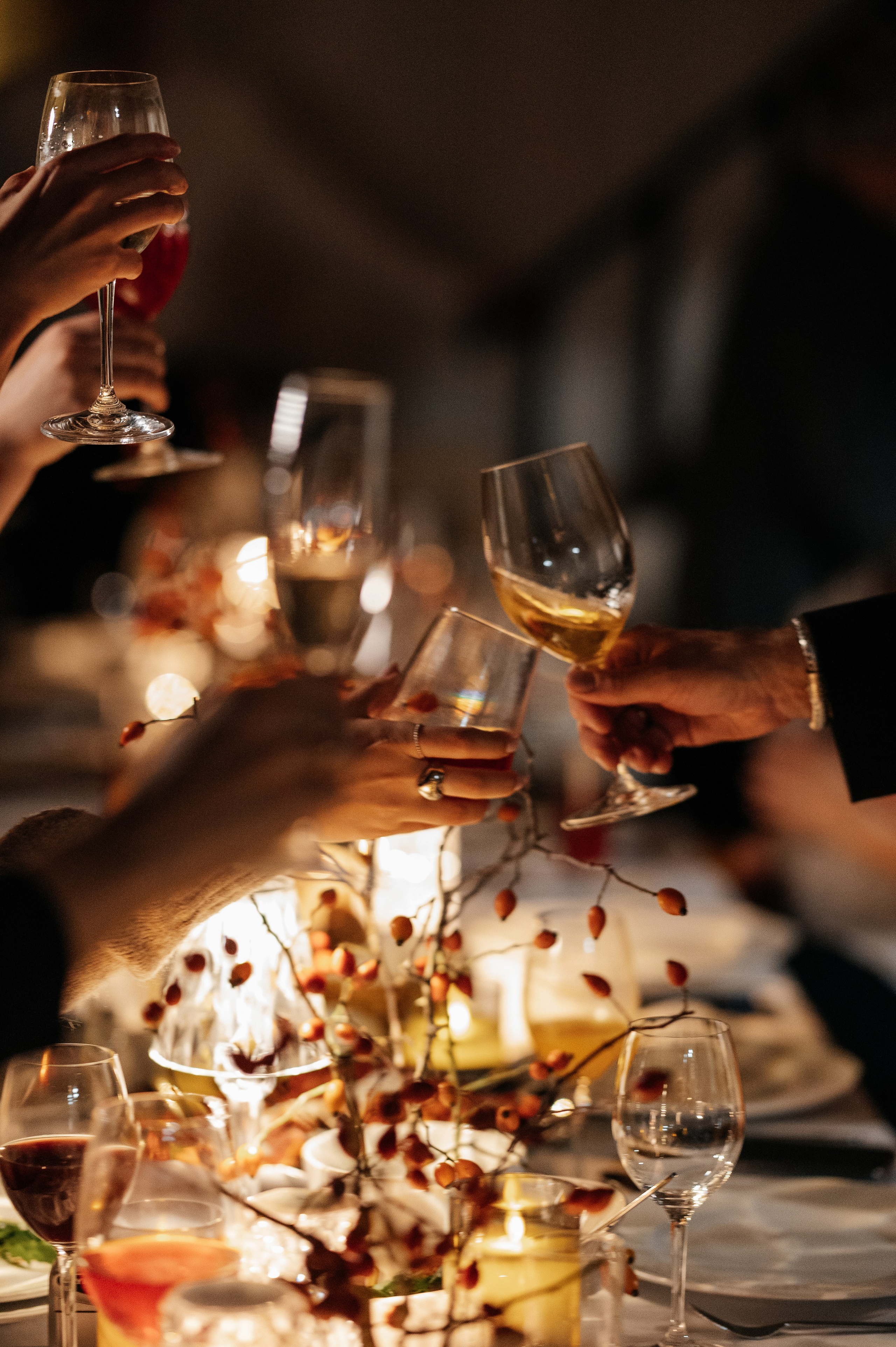 Невероятно атмосферный семейный ужин. Wedding photographer in Moscow and around the world Andrey Medvednikov