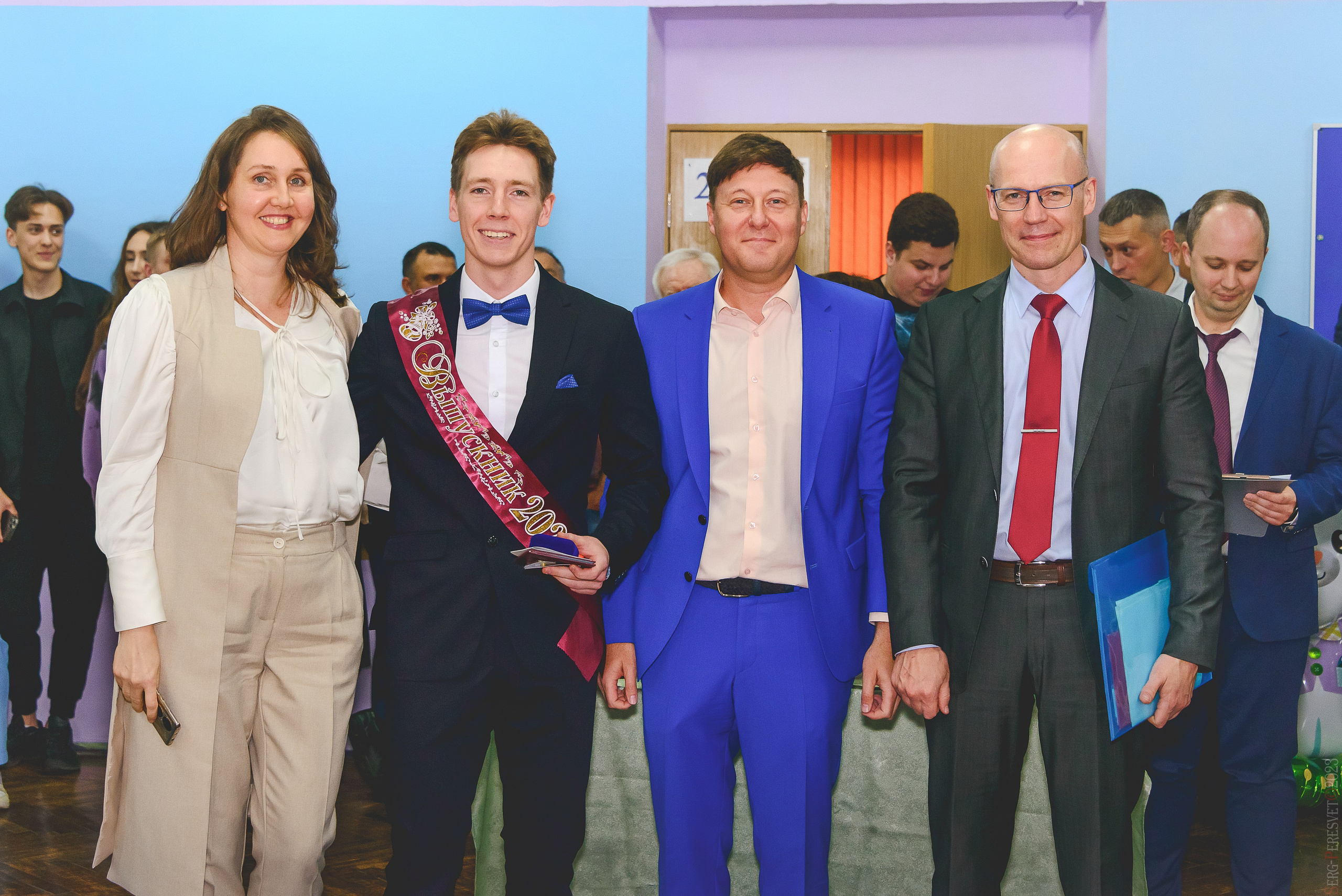 Выпускной 11 класс. Ваш фотограф на праздник в Москве, Раменском, Жуковском, Люберцах