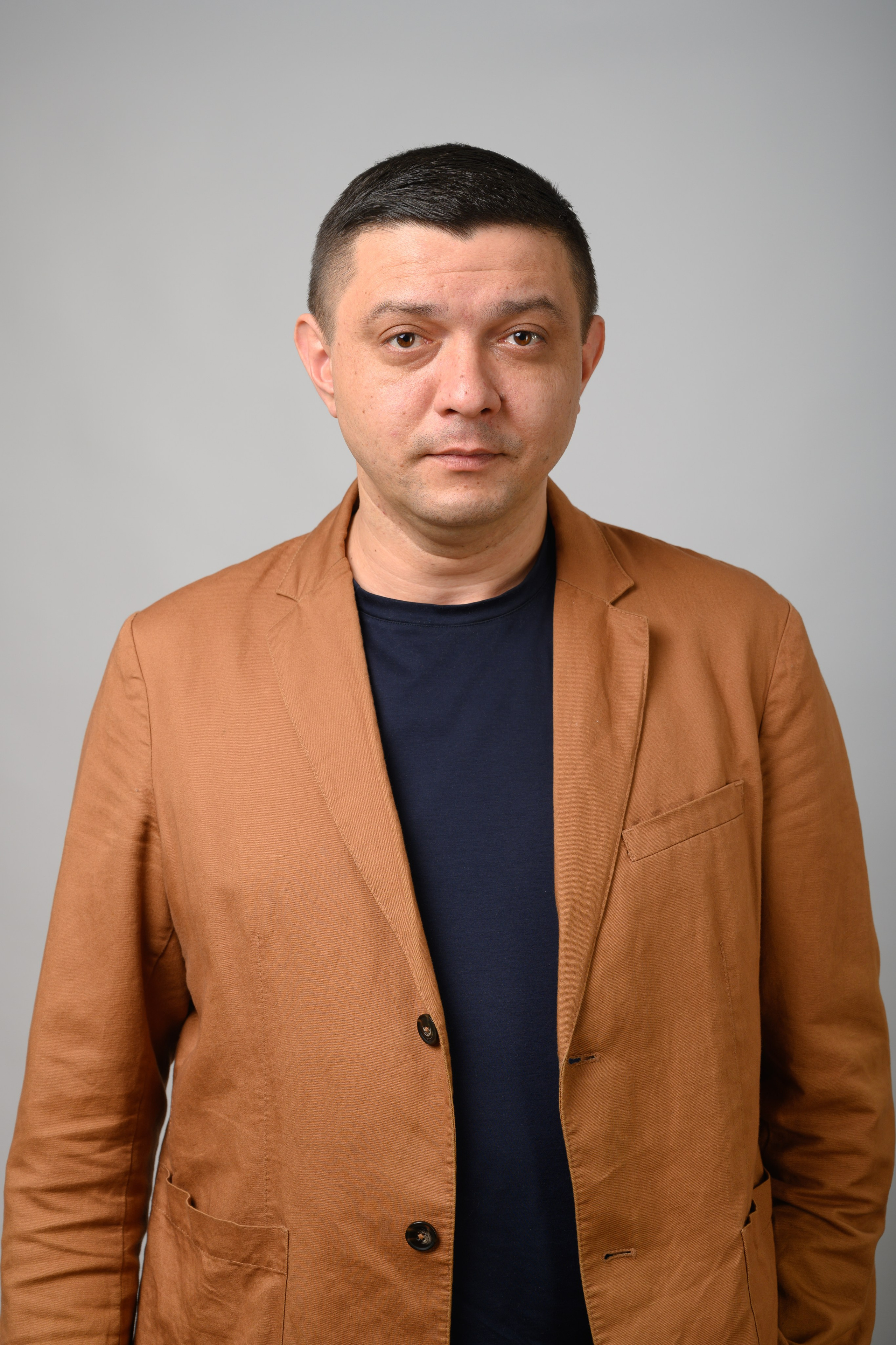 Мужской портрет. Фотограф Андрей Зикеев, фотостудия AzArt Studio в Москве