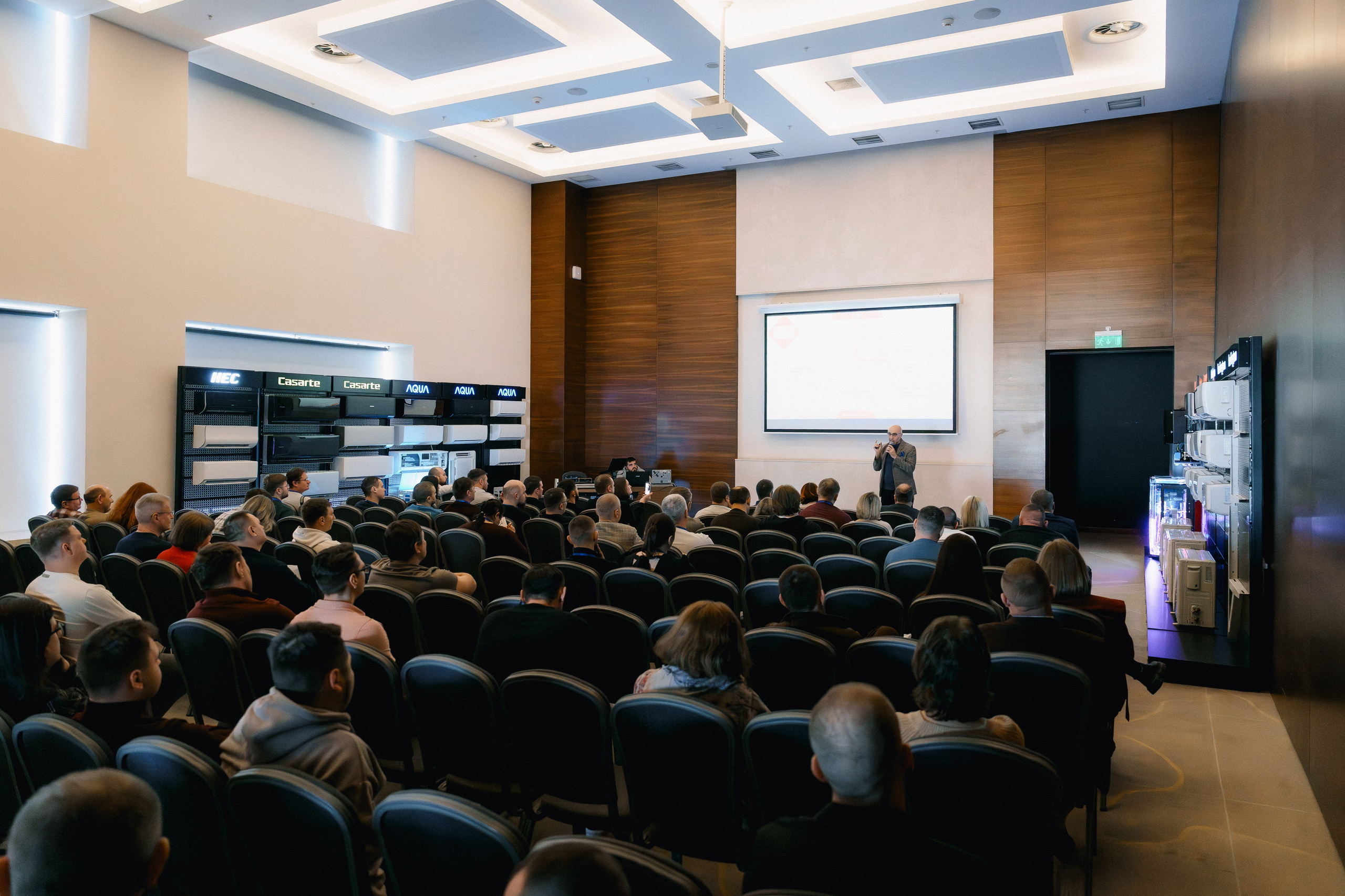 Девятый вал (МАРРИОТ). Свадебный и репортажный фотограф в Воронеже Роман Янко