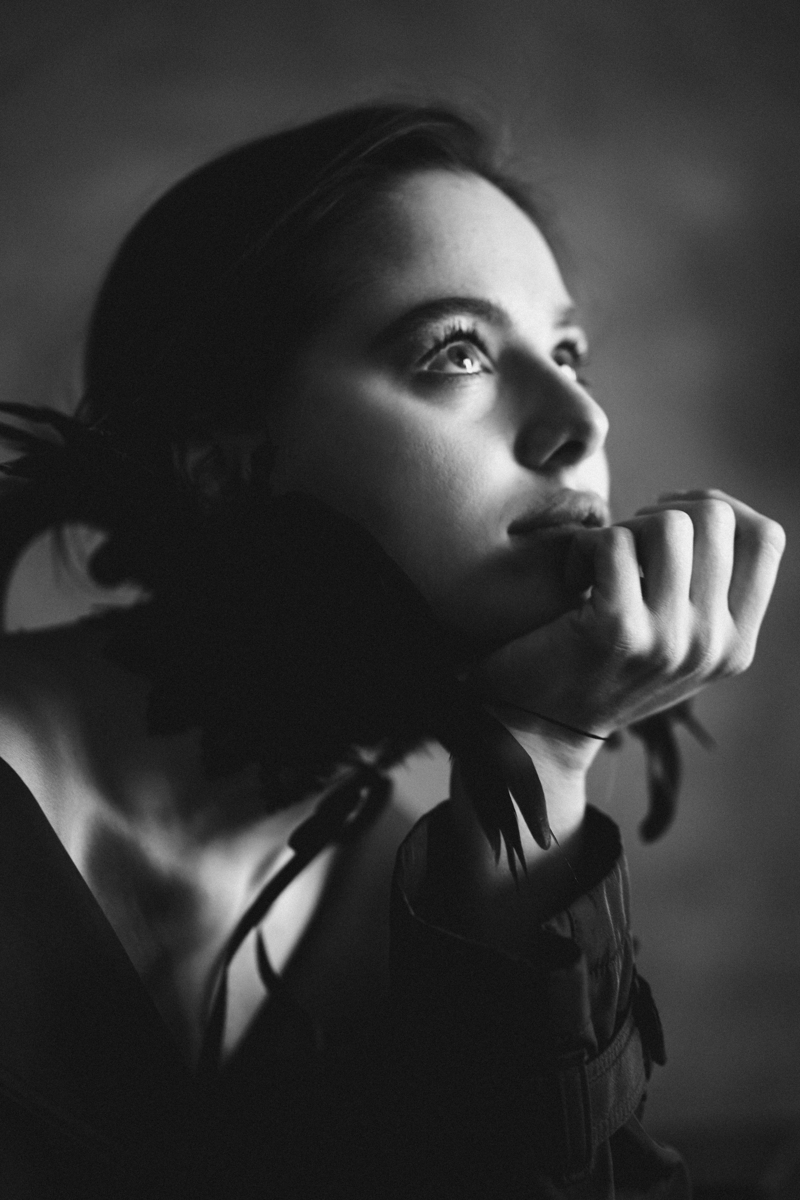 I am Diana, a portrait photographer. I take pictures around the world