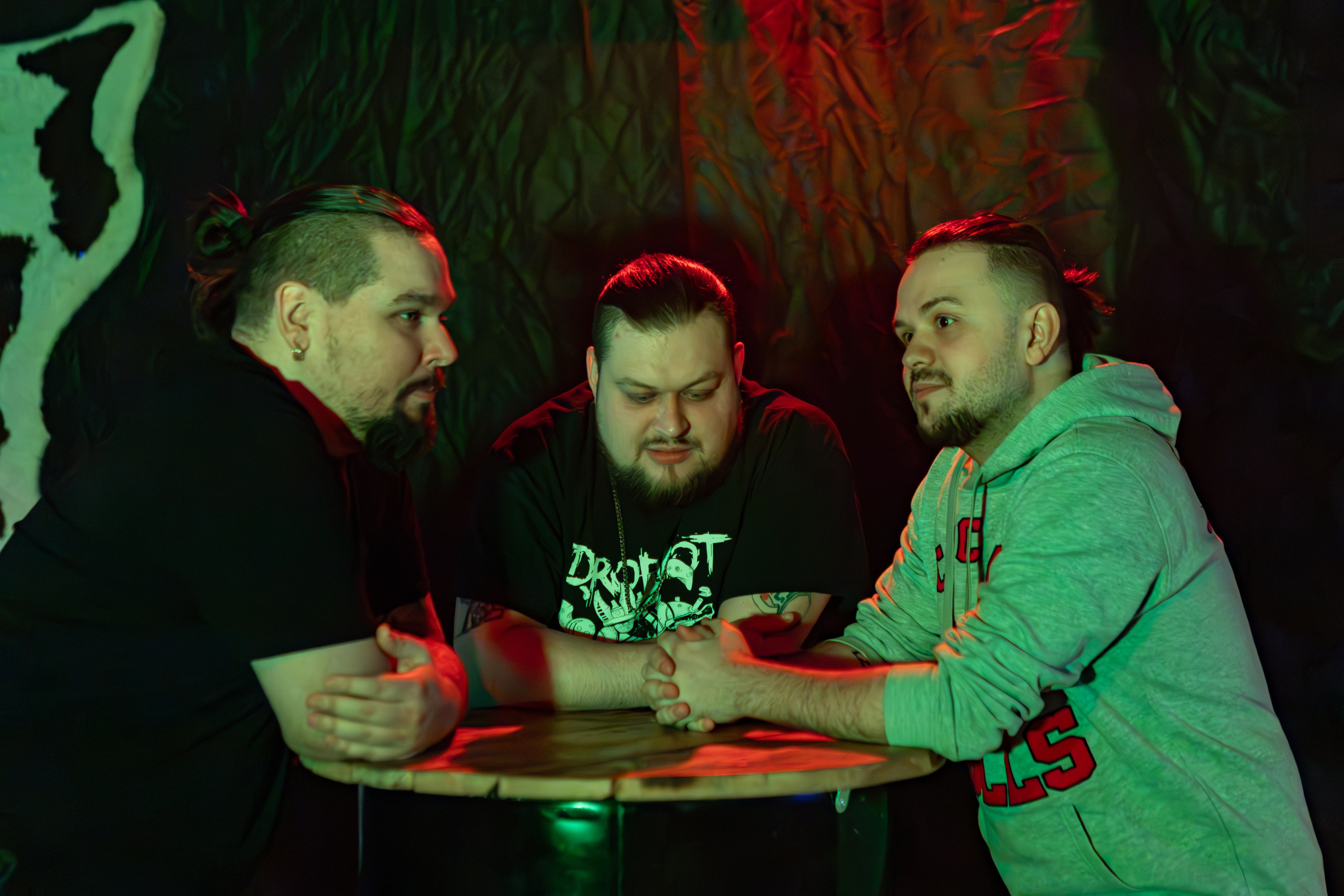 Бэкстейдж со съёмок фильма «Третья смена». Фотограф Александр Закадычный | Таганрог