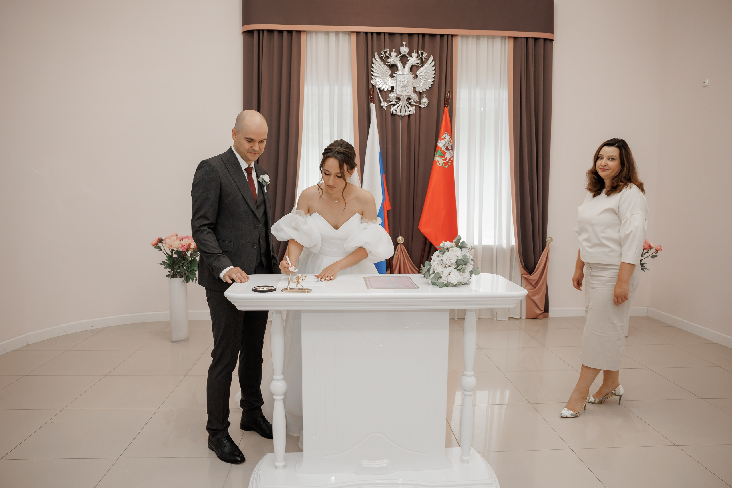 Полина и Дмитрий, загородный клуб «Барин», ЗАГС в г. Пушкино. Свадебный и репортажный фотограф (Москва, Королев и другие)