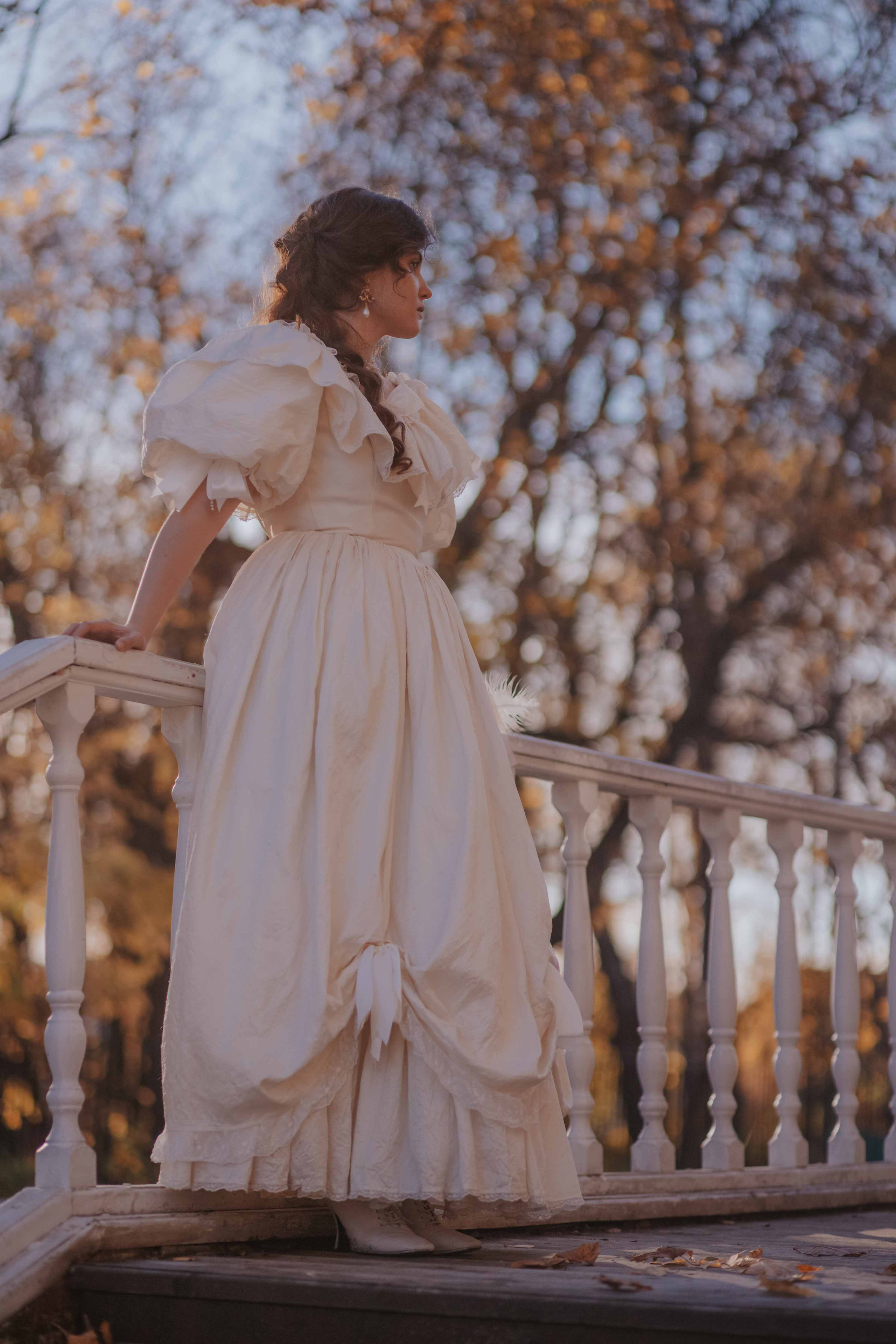 Анастасия. Осень в усадьбе. Художественная винтажная фотография