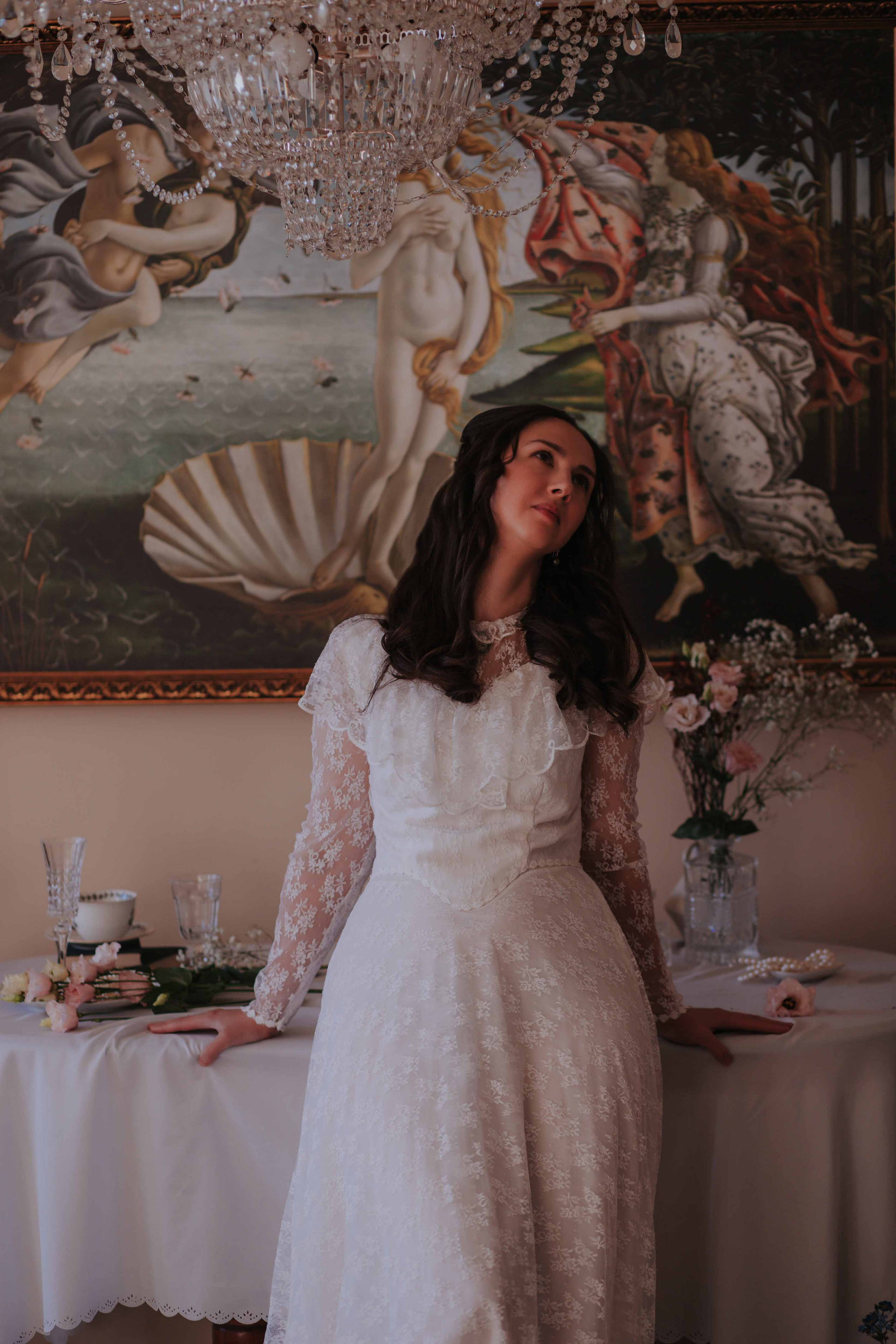 Галина. Утро дома. Художественная винтажная фотография