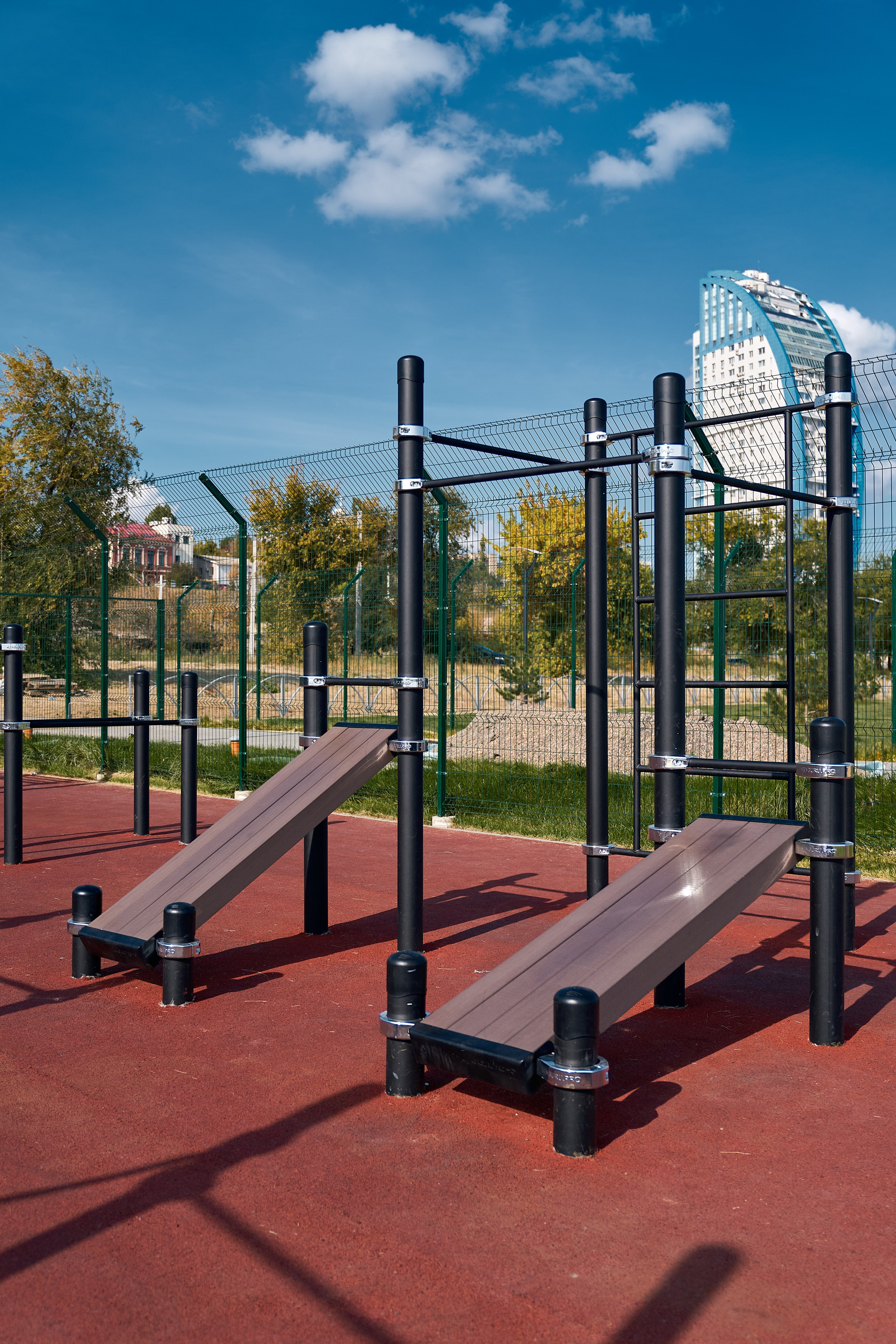 Спортивная площадка KENGURU PRO. Фотограф Никита Барановский