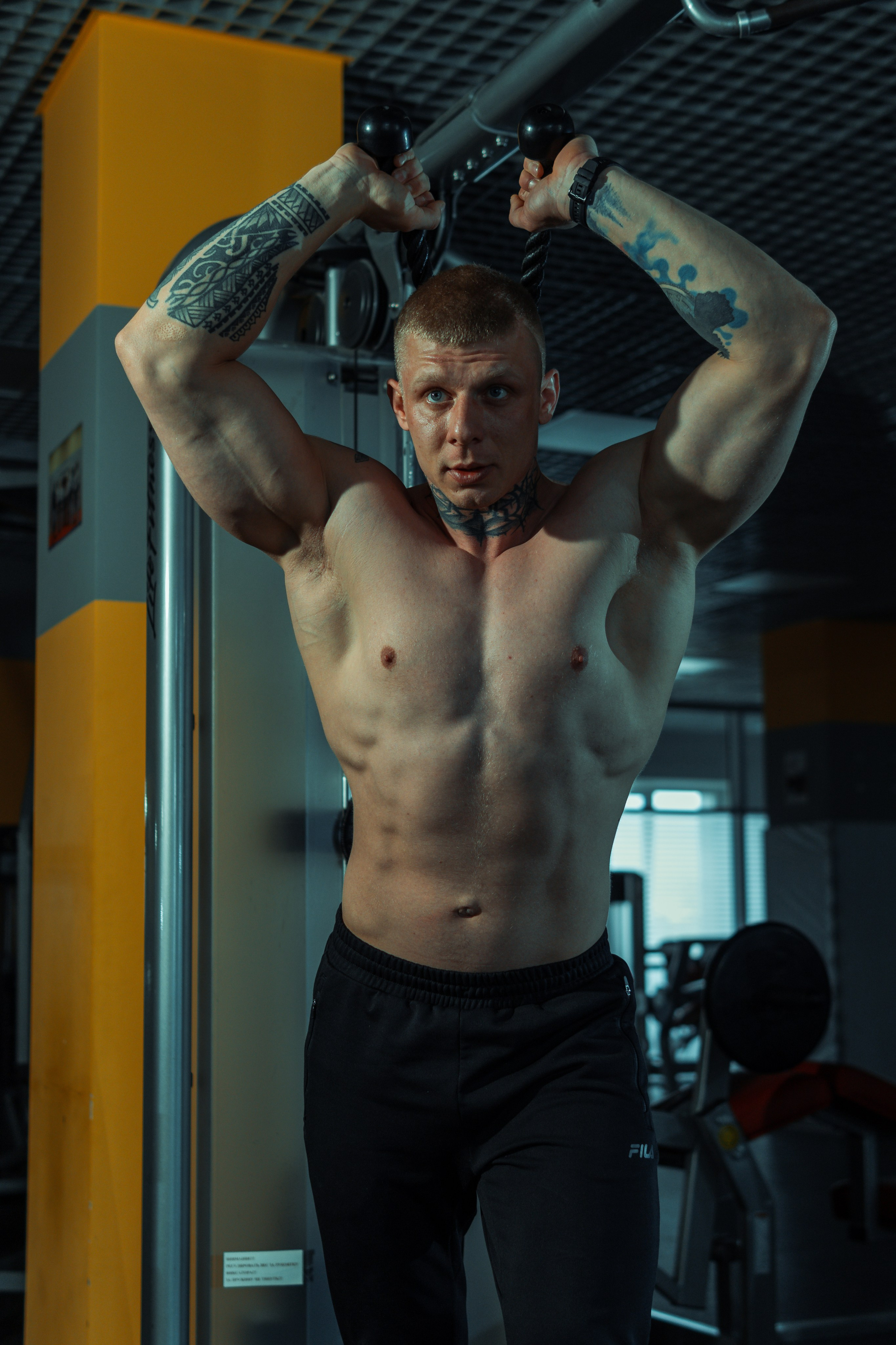 Дмитрий. Главная