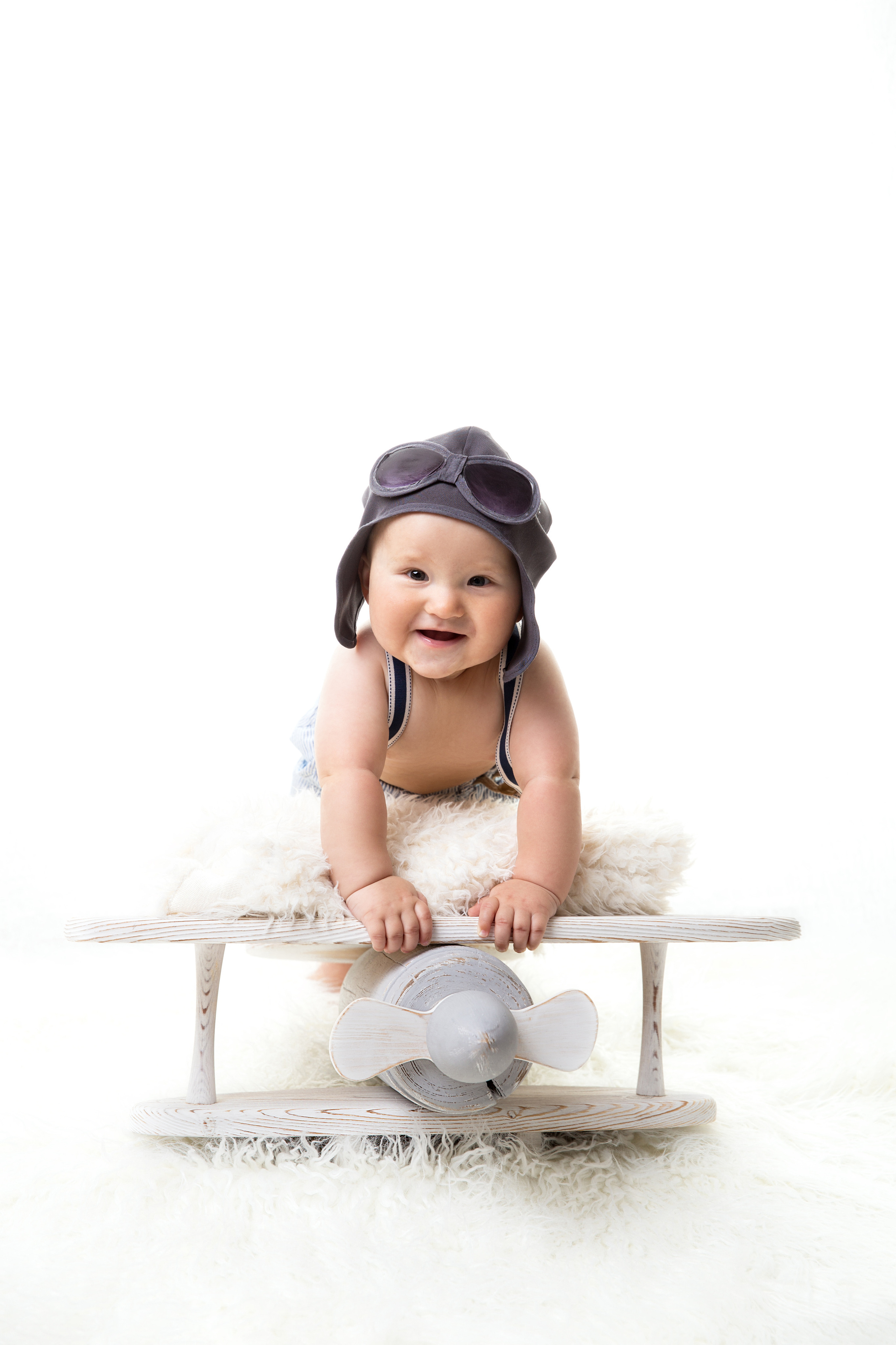 Дети до года. Фотограф новорожденных, детей до года и беременных в Симферополе