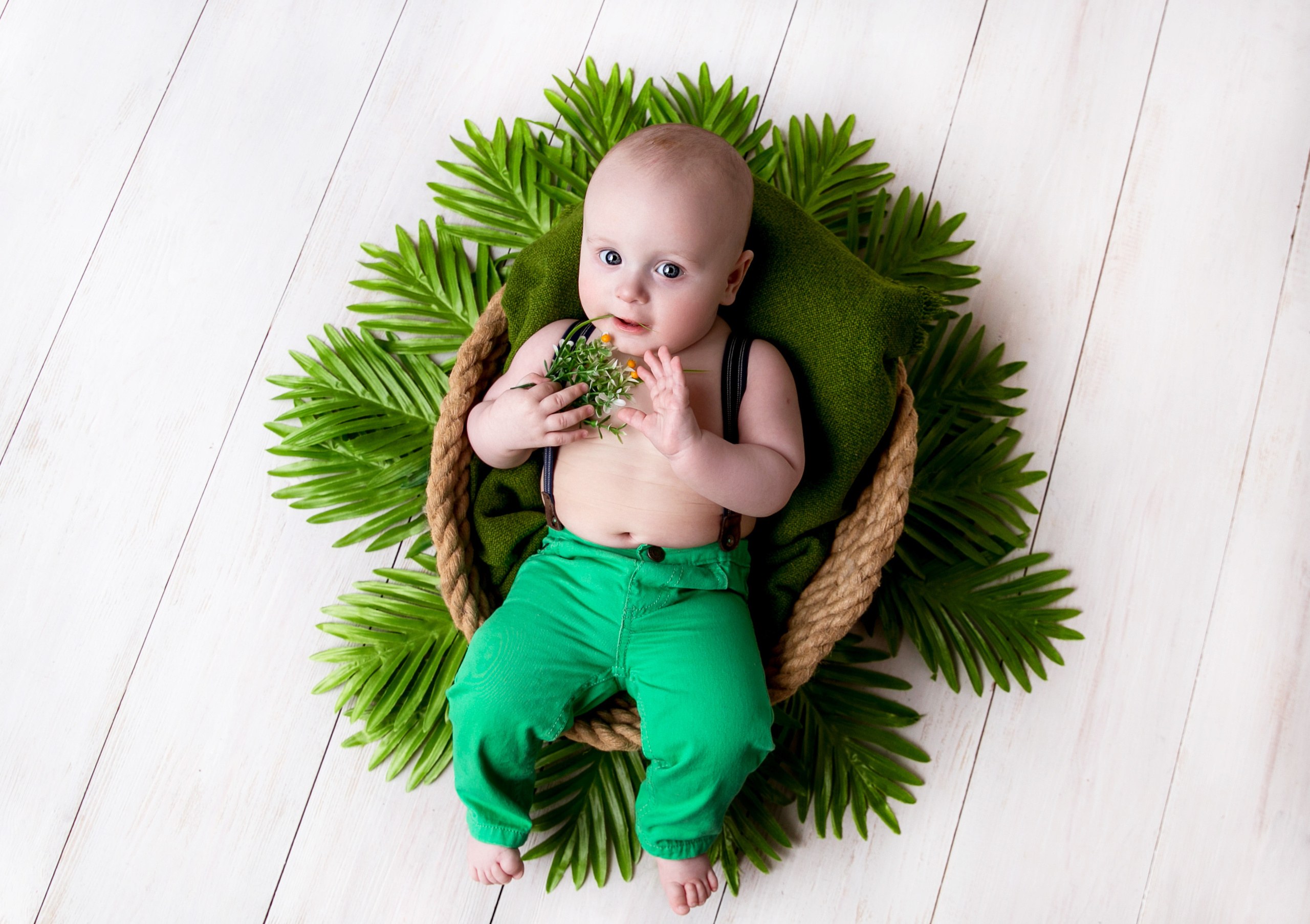 Дети до года. Фотограф новорожденных, детей до года и беременных в Симферополе