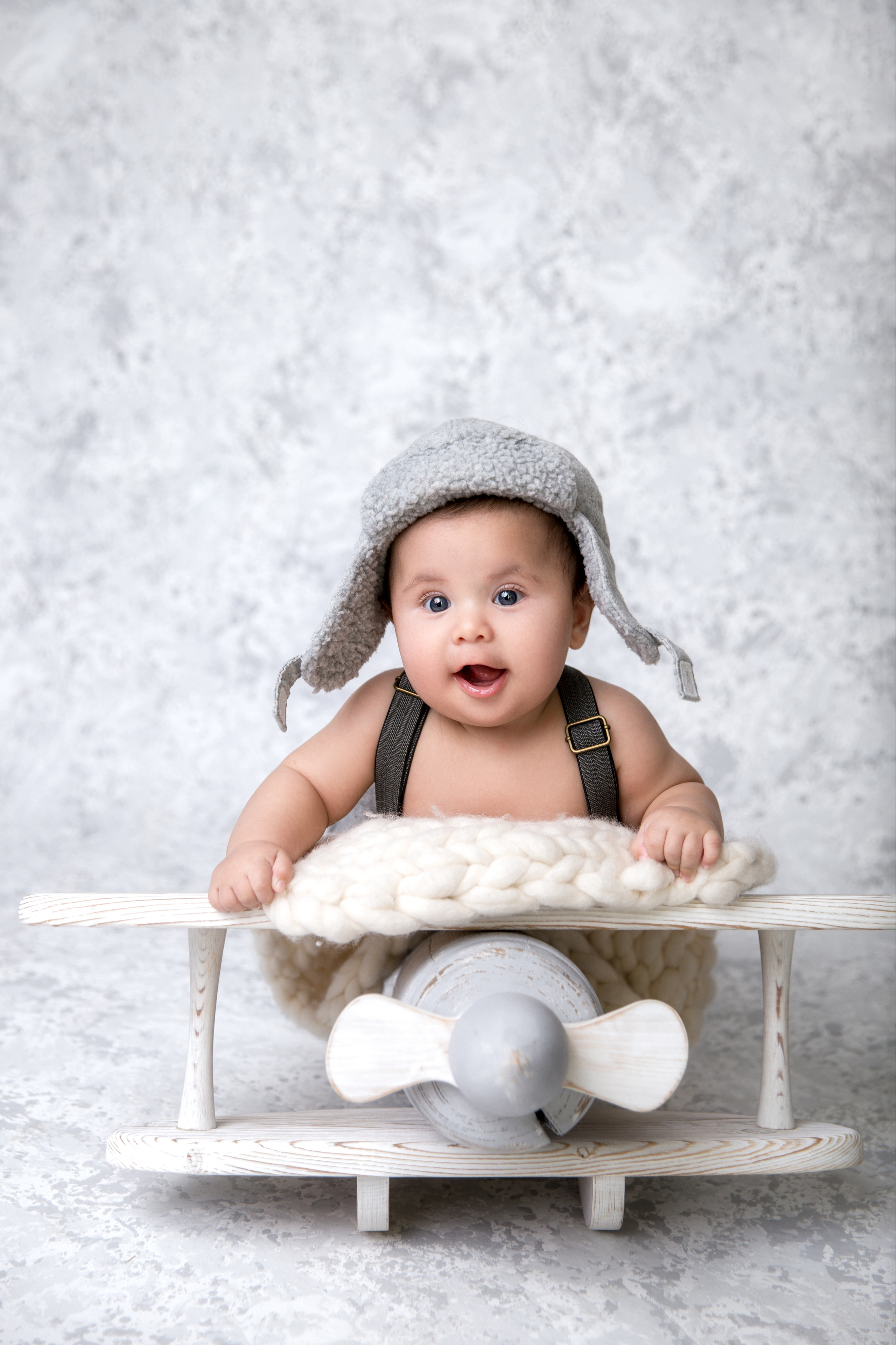 Дети до года. Фотограф новорожденных, детей до года и беременных в Симферополе