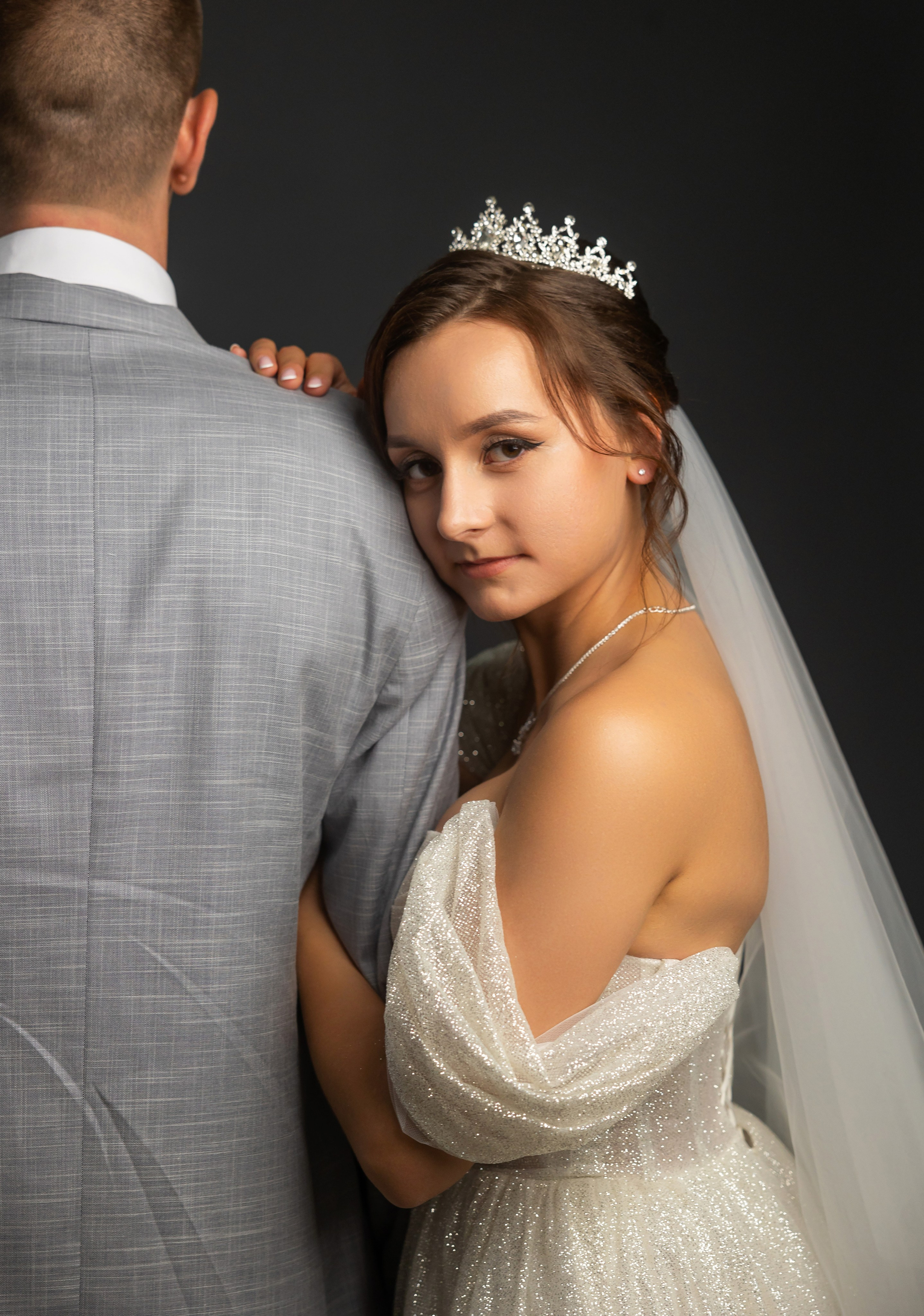 Алексей и Елизавета. Фотограф Петров Александр Свадьбы, Съемка в студии, Выпускные альбомы г. Балашов