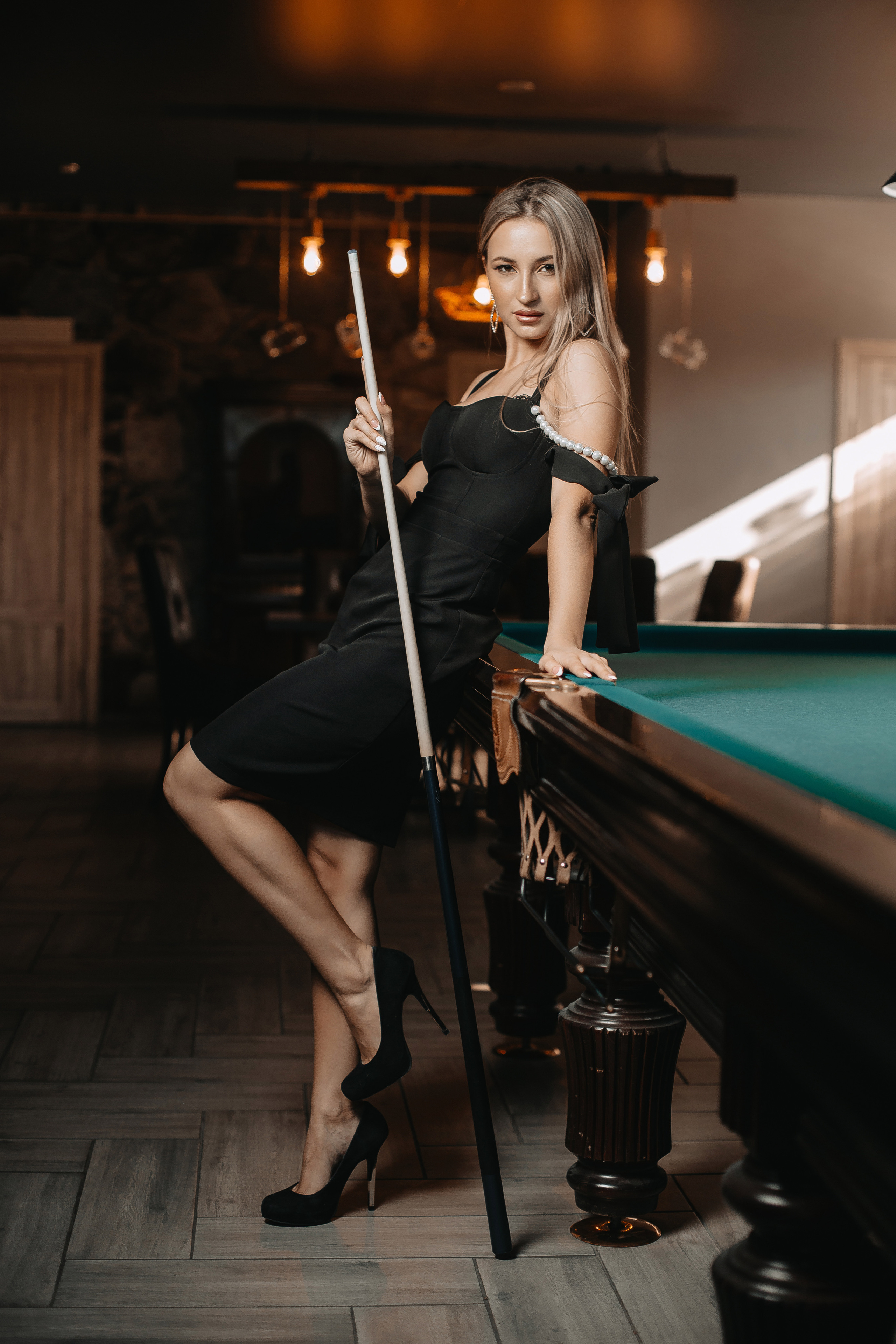 Бильярд. Дмитрий Белим — Семейный фотограф в Омске | Фотосессии для беременных и малышей