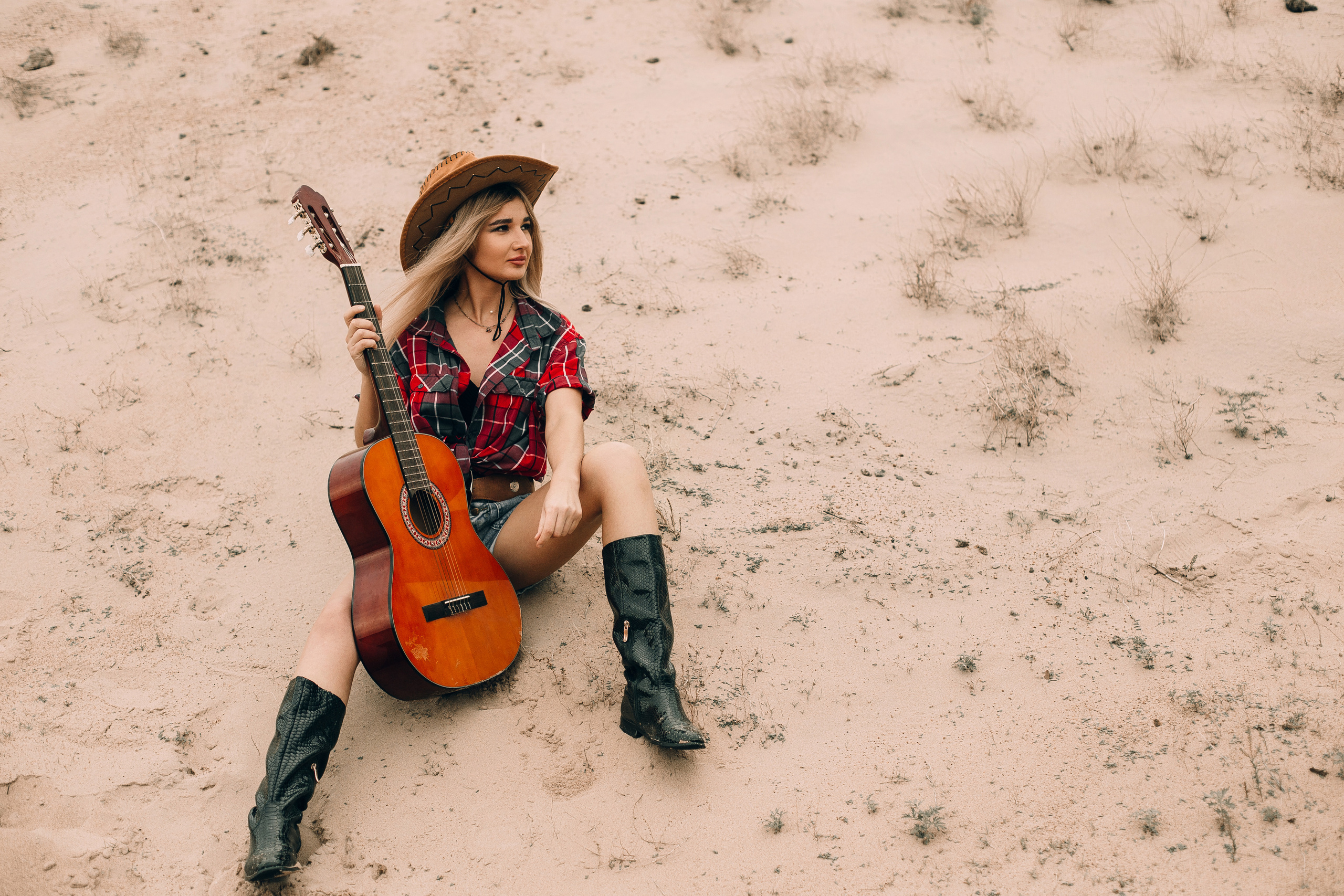 Пески. Дмитрий Белим — Семейный фотограф в Омске | Фотосессии для беременных и малышей