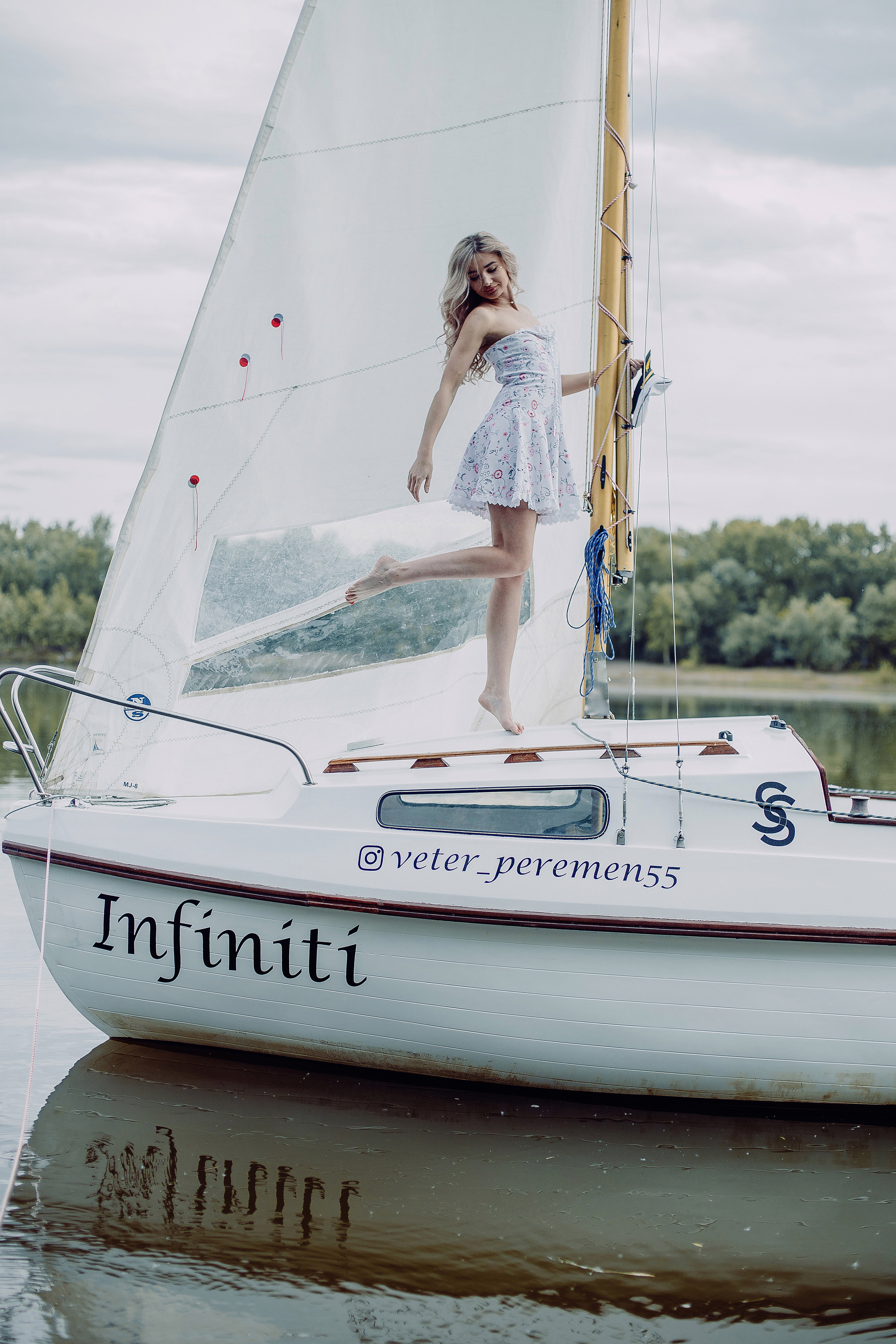 Прогулочная яхта. Дмитрий Белим — Семейный фотограф в Омске | Фотосессии для беременных и малышей