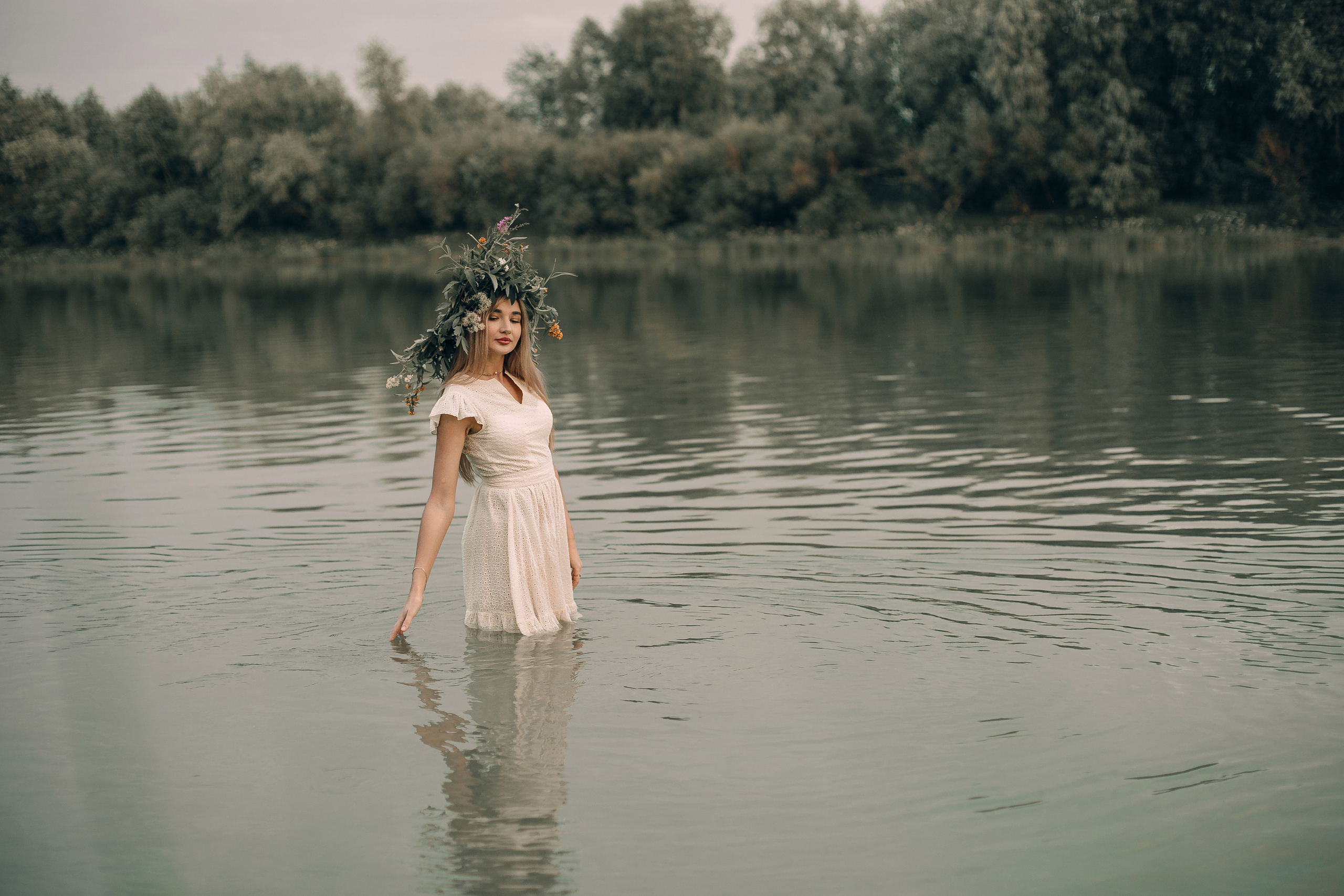 У реки. Дмитрий Белим — Семейный фотограф в Омске | Фотосессии для беременных и малышей