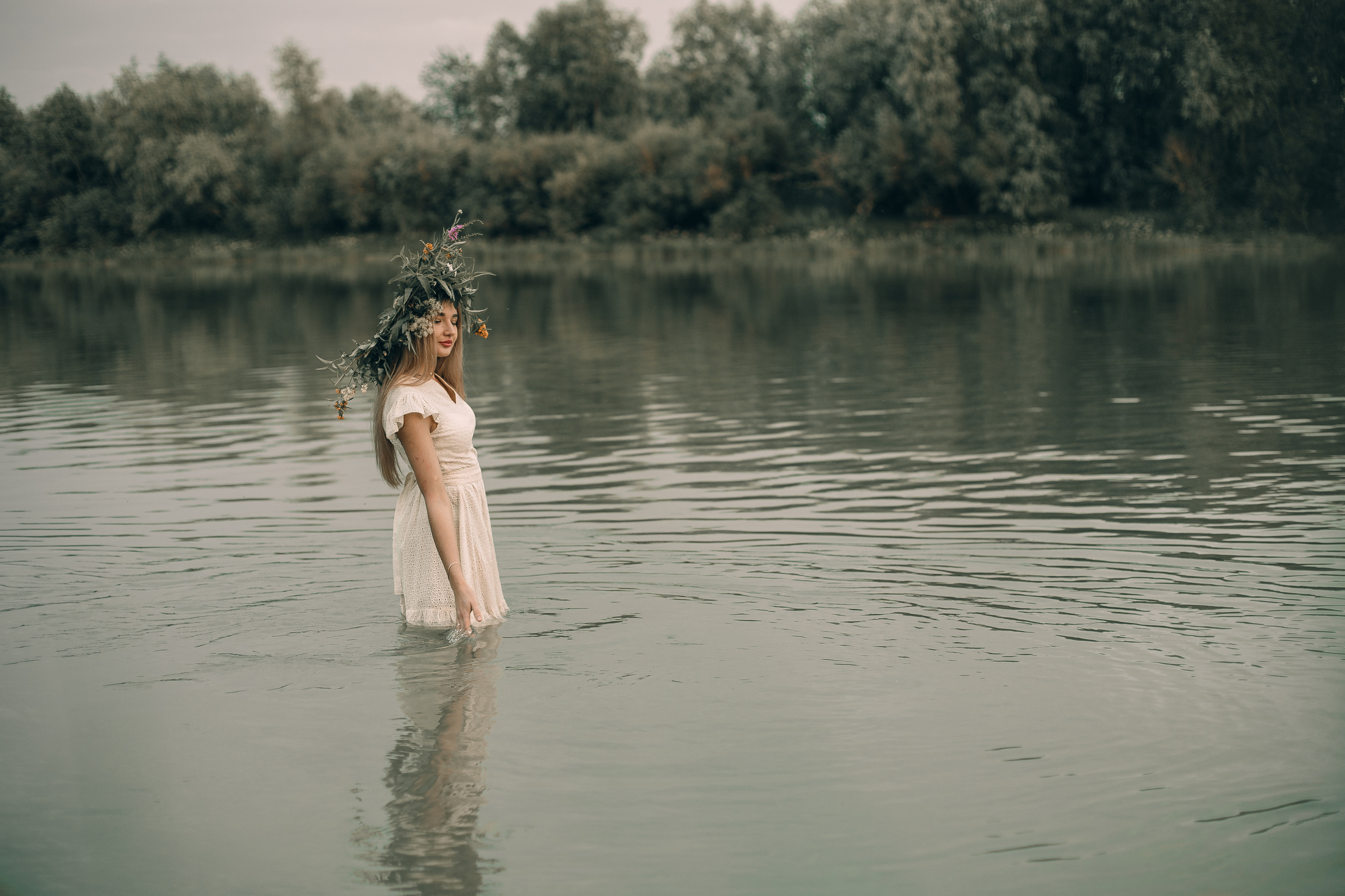 У реки. Дмитрий Белим — Семейный фотограф в Омске | Фотосессии для беременных и малышей