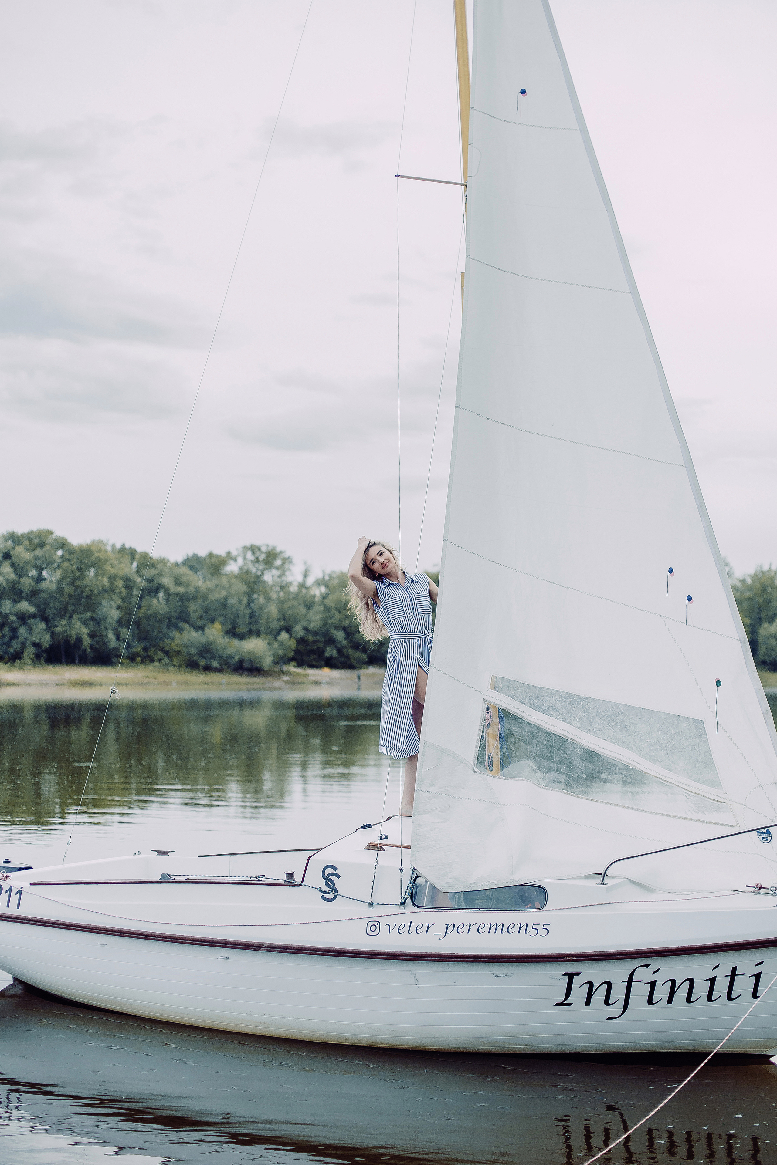 Прогулочная яхта. Дмитрий Белим — Семейный фотограф в Омске | Фотосессии для беременных и малышей