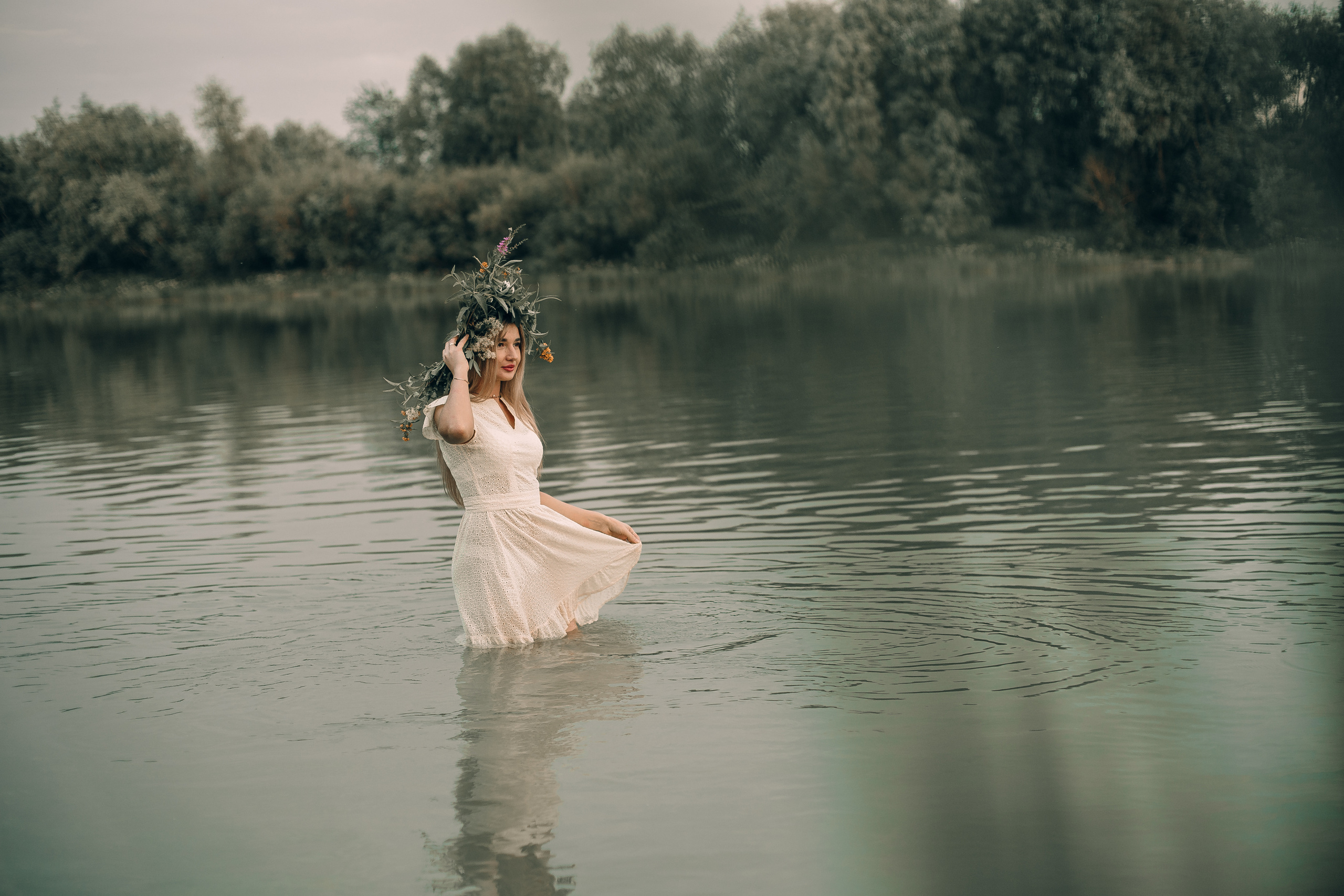 У реки. Дмитрий Белим — Семейный фотограф в Омске | Фотосессии для беременных и малышей