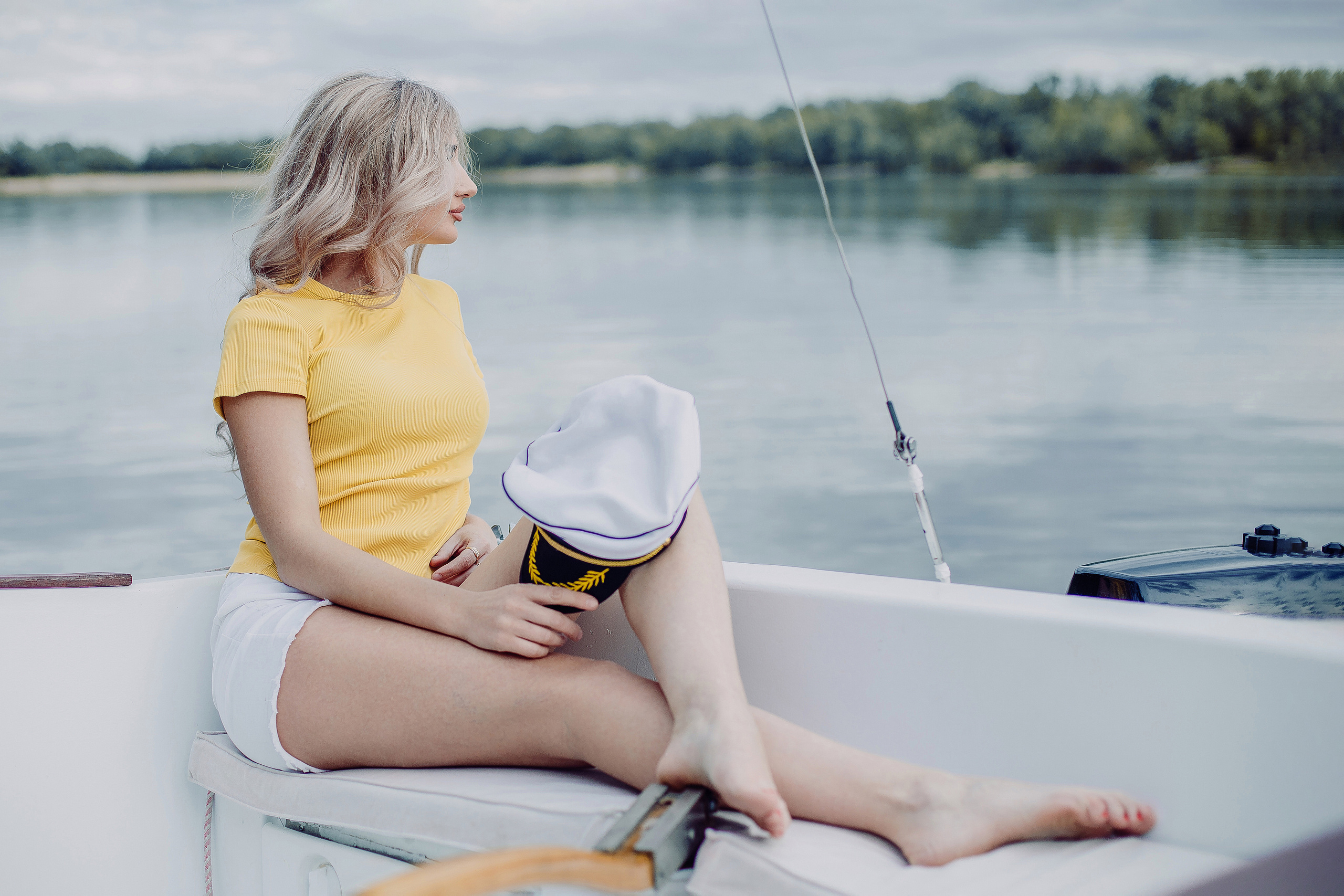 Прогулочная яхта. Дмитрий Белим — Семейный фотограф в Омске | Фотосессии для беременных и малышей