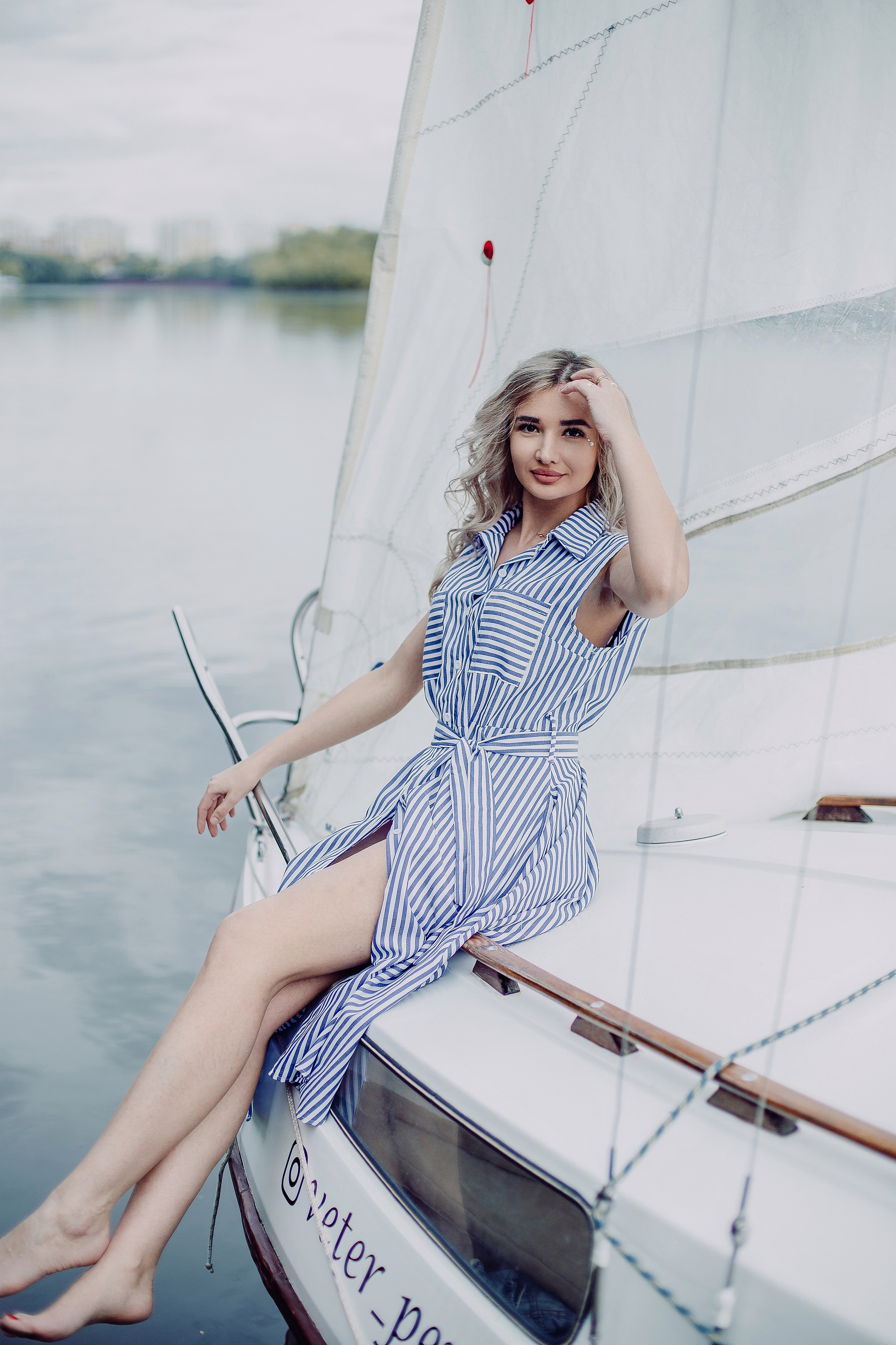 Прогулочная яхта. Дмитрий Белим — Семейный фотограф в Омске | Фотосессии для беременных и малышей