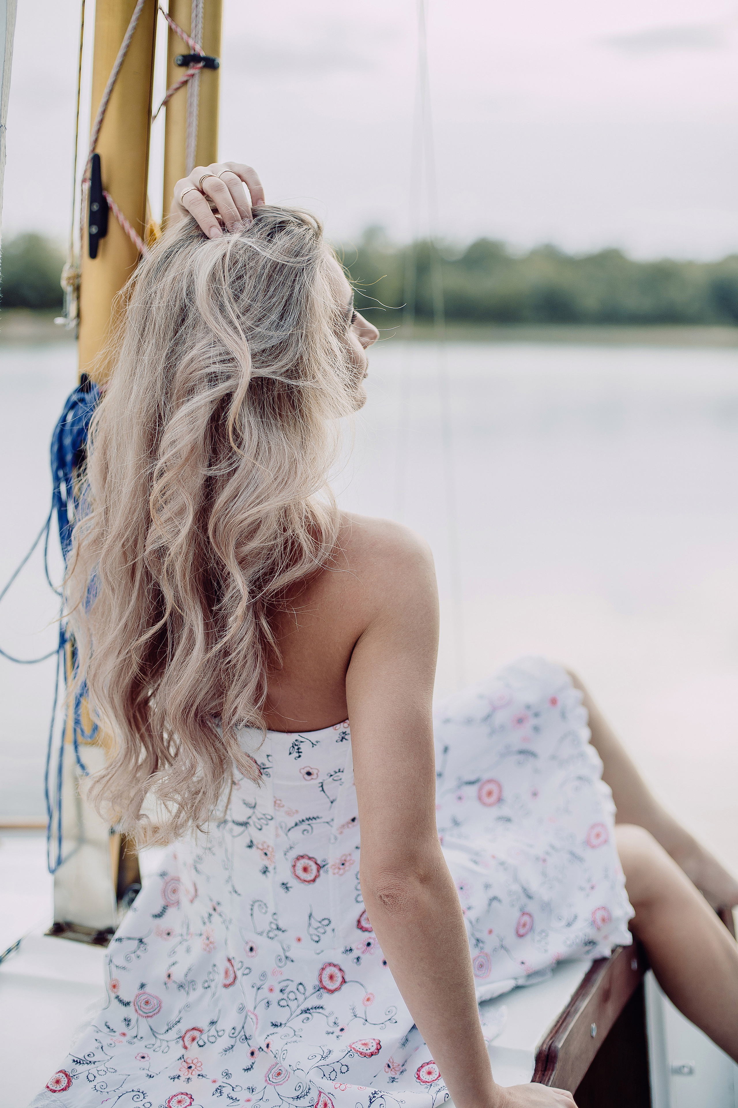 Прогулочная яхта. Дмитрий Белим — Семейный фотограф в Омске | Фотосессии для беременных и малышей