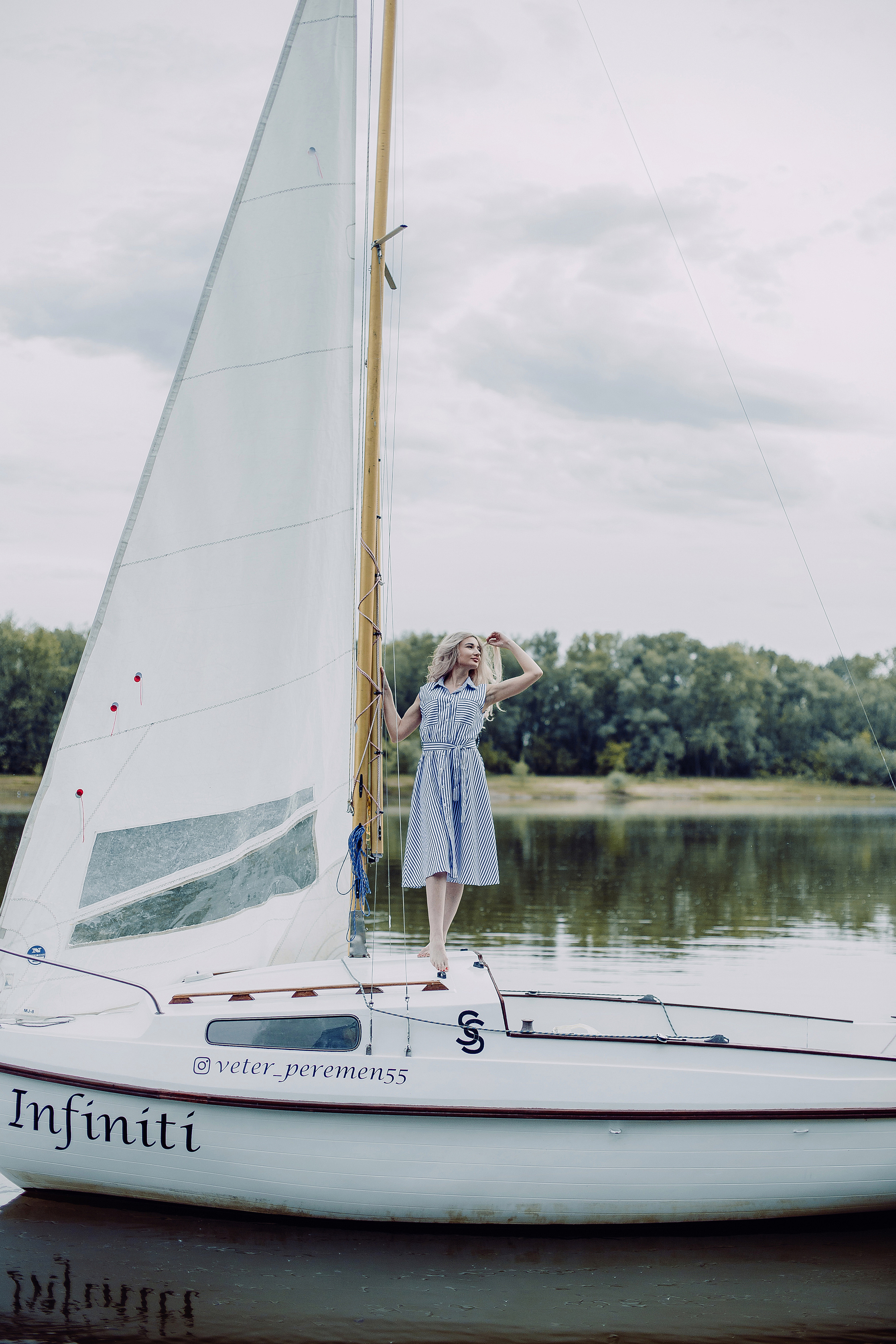 Прогулочная яхта. Дмитрий Белим — Семейный фотограф в Омске | Фотосессии для беременных и малышей