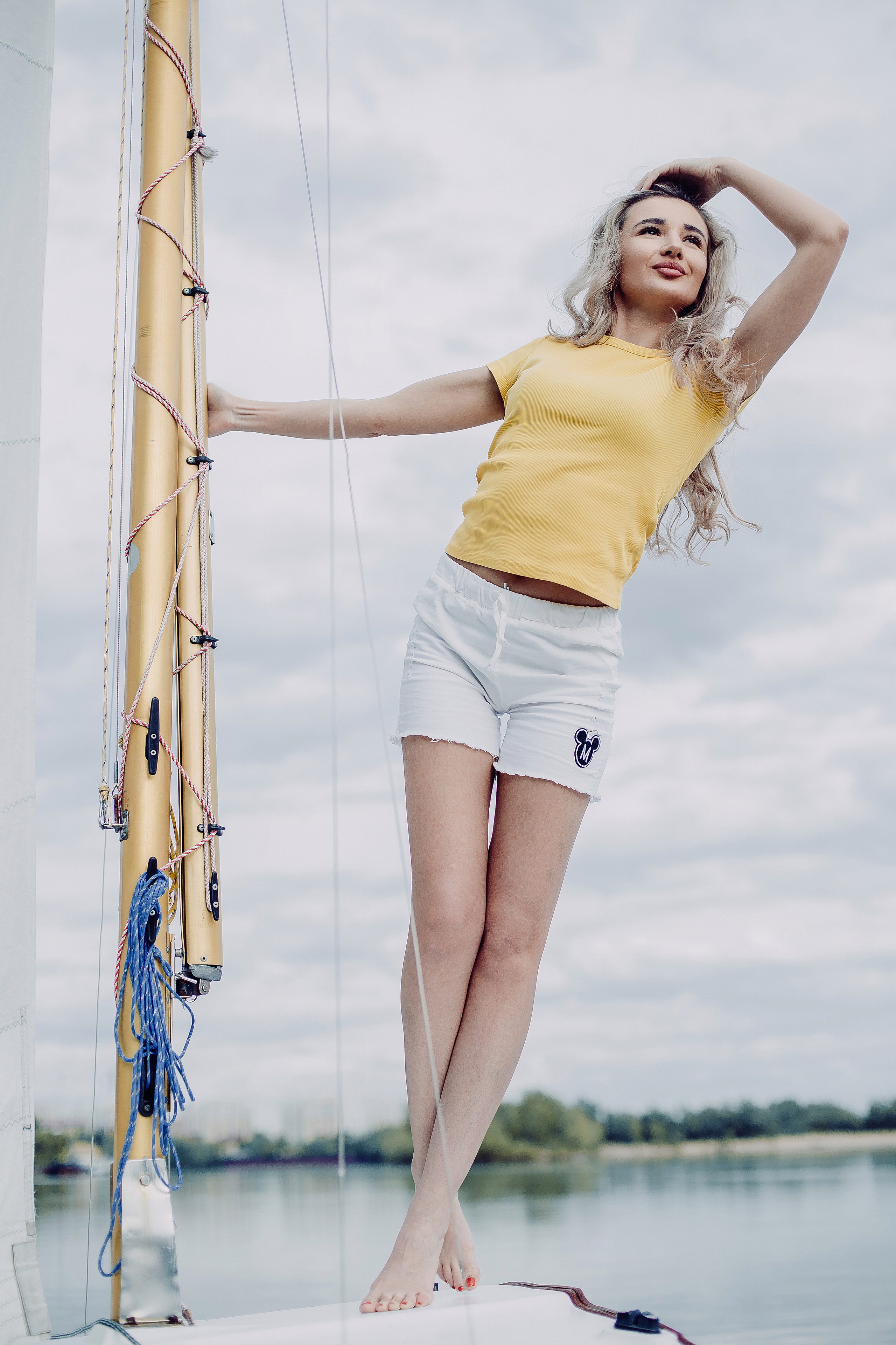 Прогулочная яхта. Дмитрий Белим — Семейный фотограф в Омске | Фотосессии для беременных и малышей