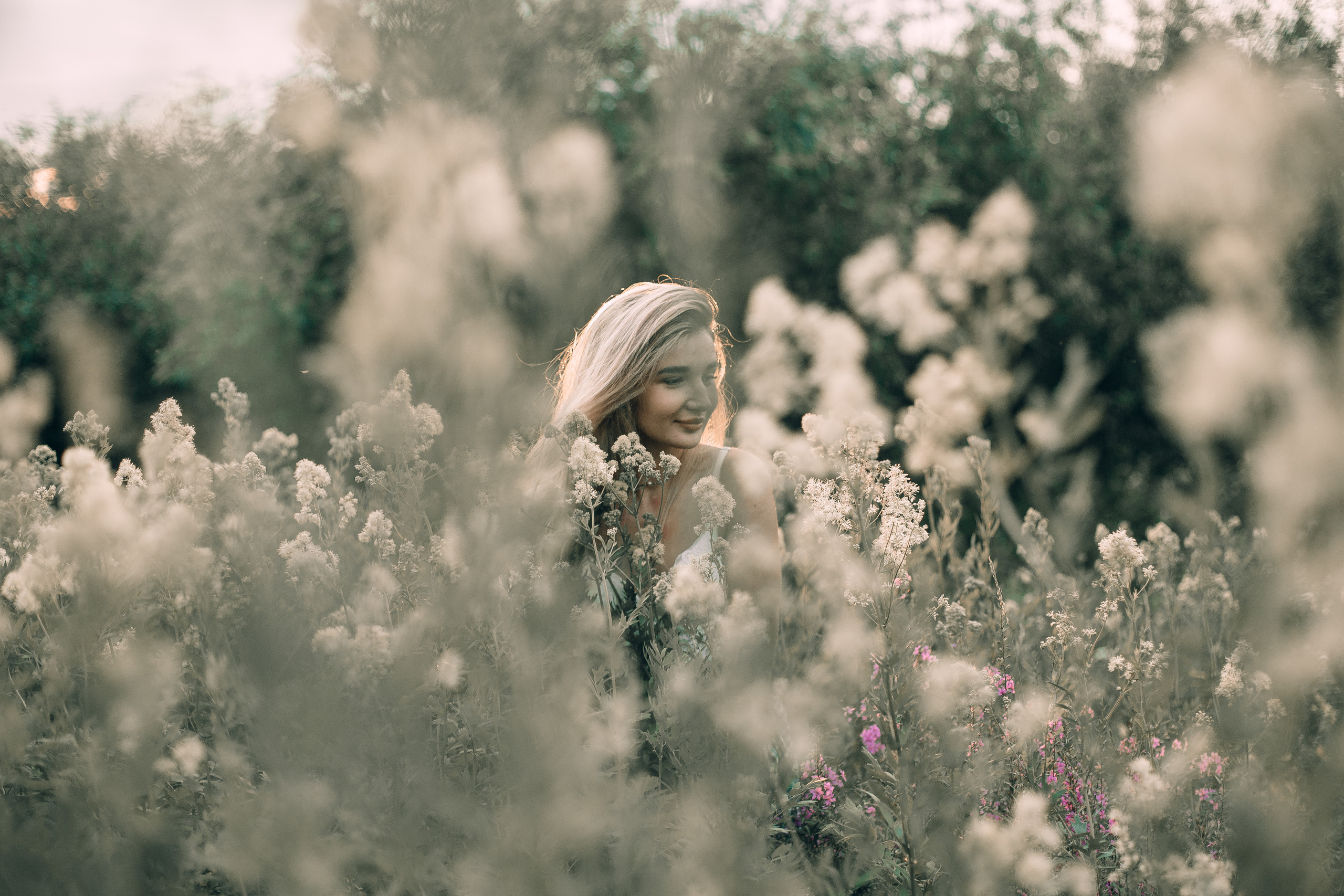 У реки. Дмитрий Белим — Семейный фотограф в Омске | Фотосессии для беременных и малышей