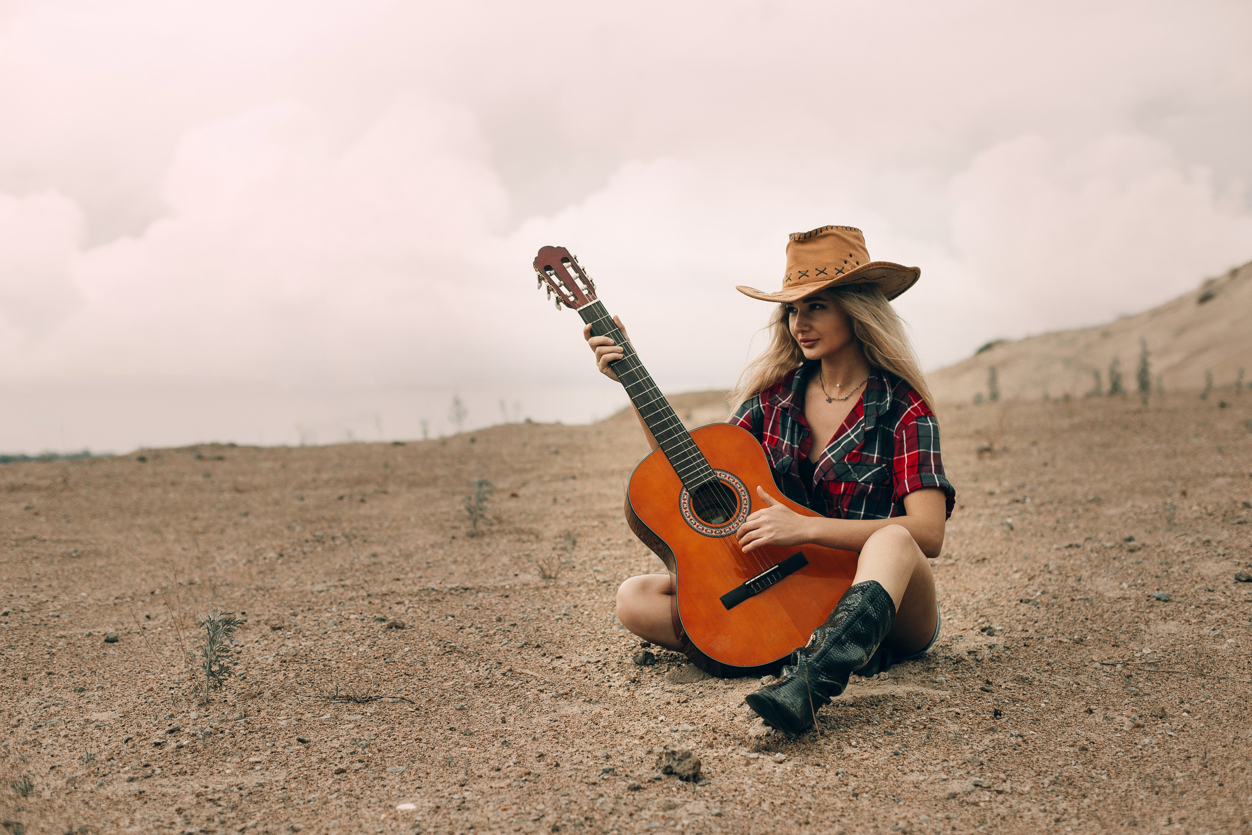 Пески. Дмитрий Белим — Семейный фотограф в Омске | Фотосессии для беременных и малышей