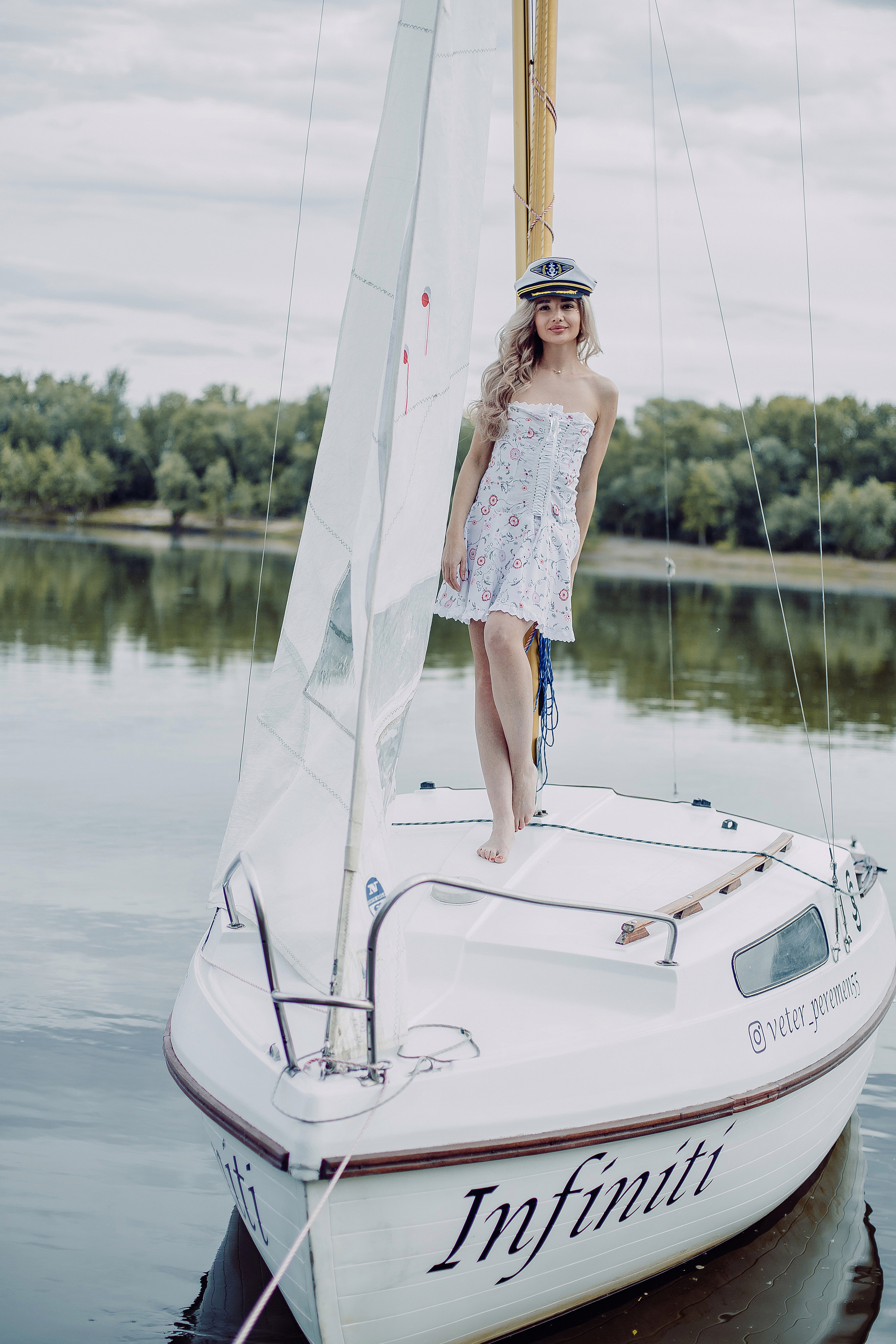 Прогулочная яхта. Дмитрий Белим — Семейный фотограф в Омске | Фотосессии для беременных и малышей