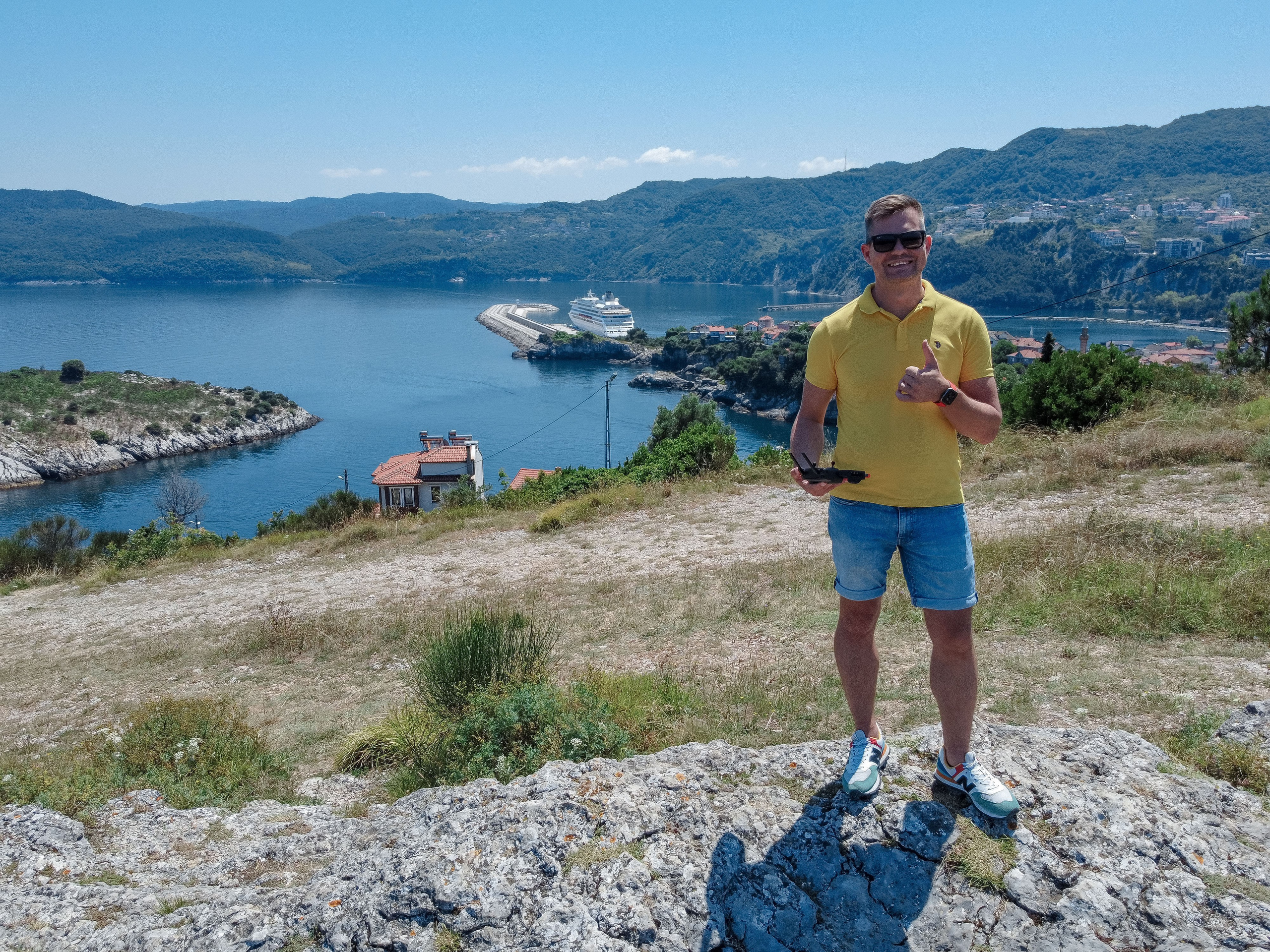 Фотографы. Фото департамент круизного лайнера Астория Гранде