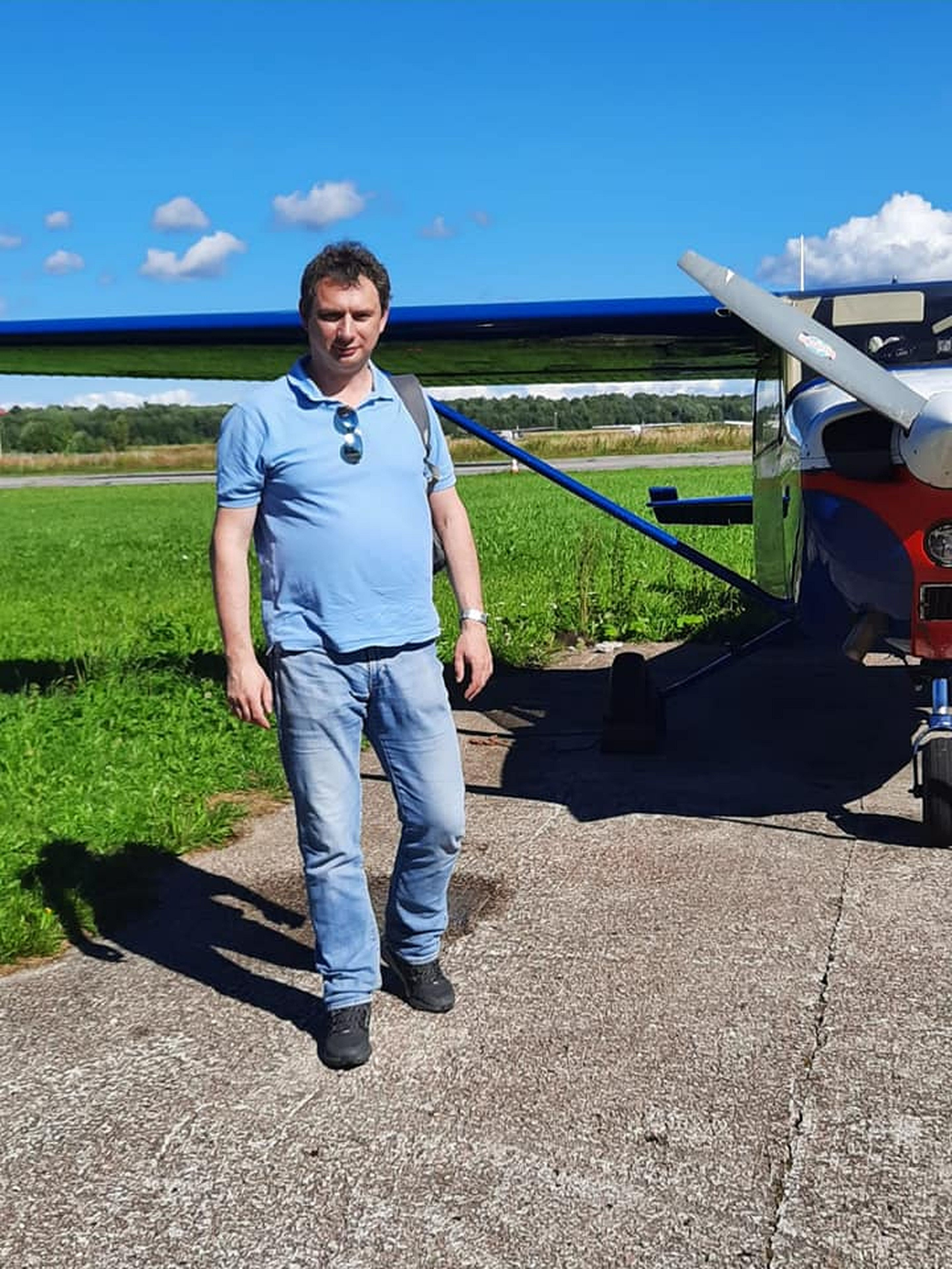 На следующий день отправились полетать с аэродрома Гостилицы