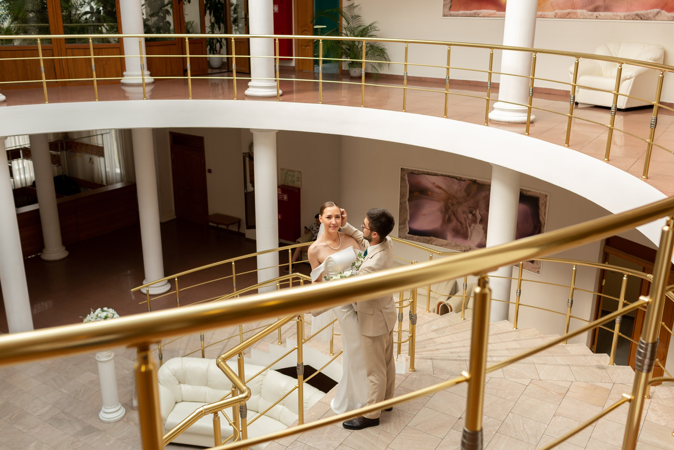 Свадебная фотопрогулка у Лахты. Свадебный фотограф Кирилл Белый