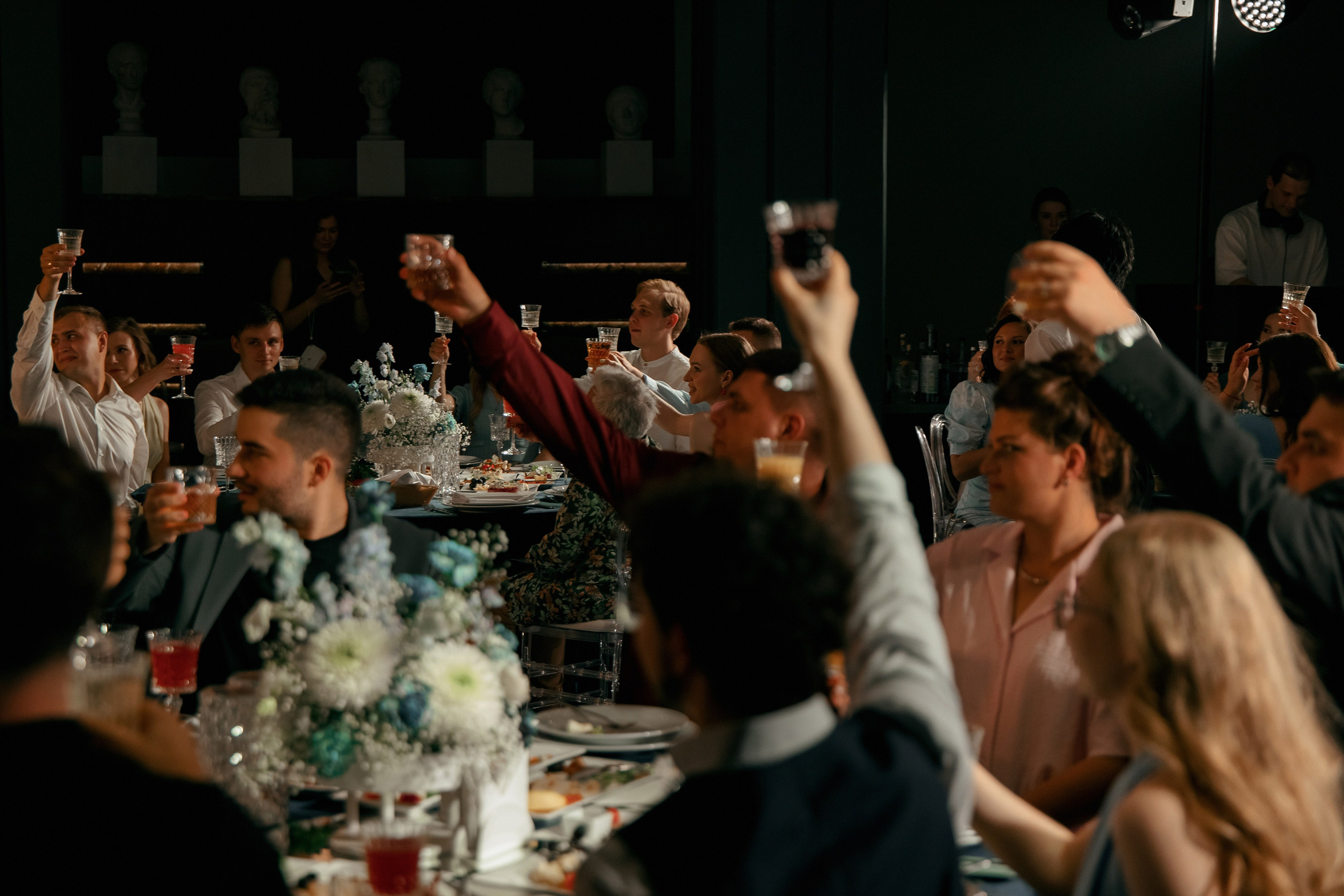 Свадебный ужин в ресторане АРХИТЕКТОР. Свадебный фотограф Москва