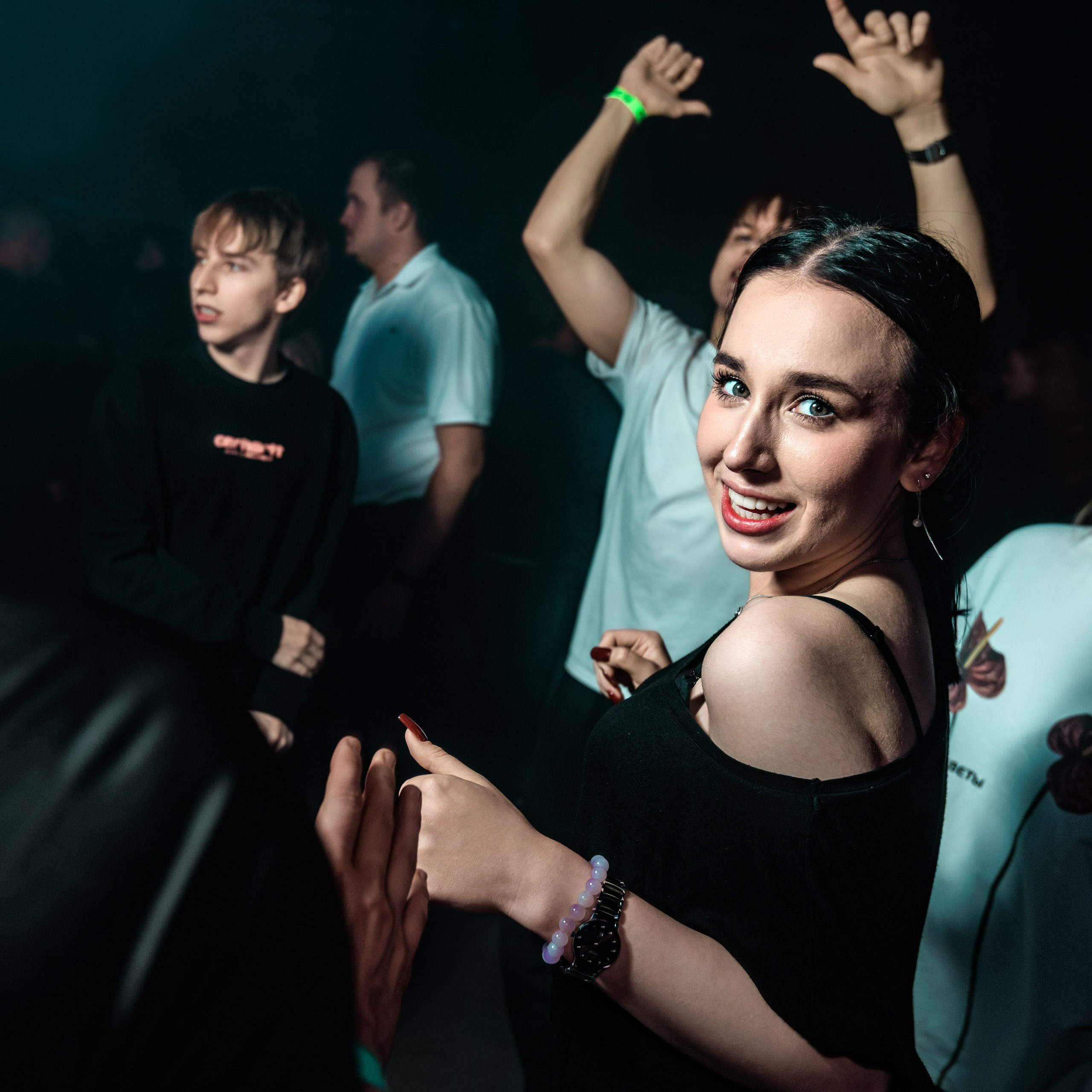 Zodiac party. Репортажный фотограф Екатеринбург | Яркий, качественный репортаж | Концерты, клубы, репортаж, праздники, корпоративы