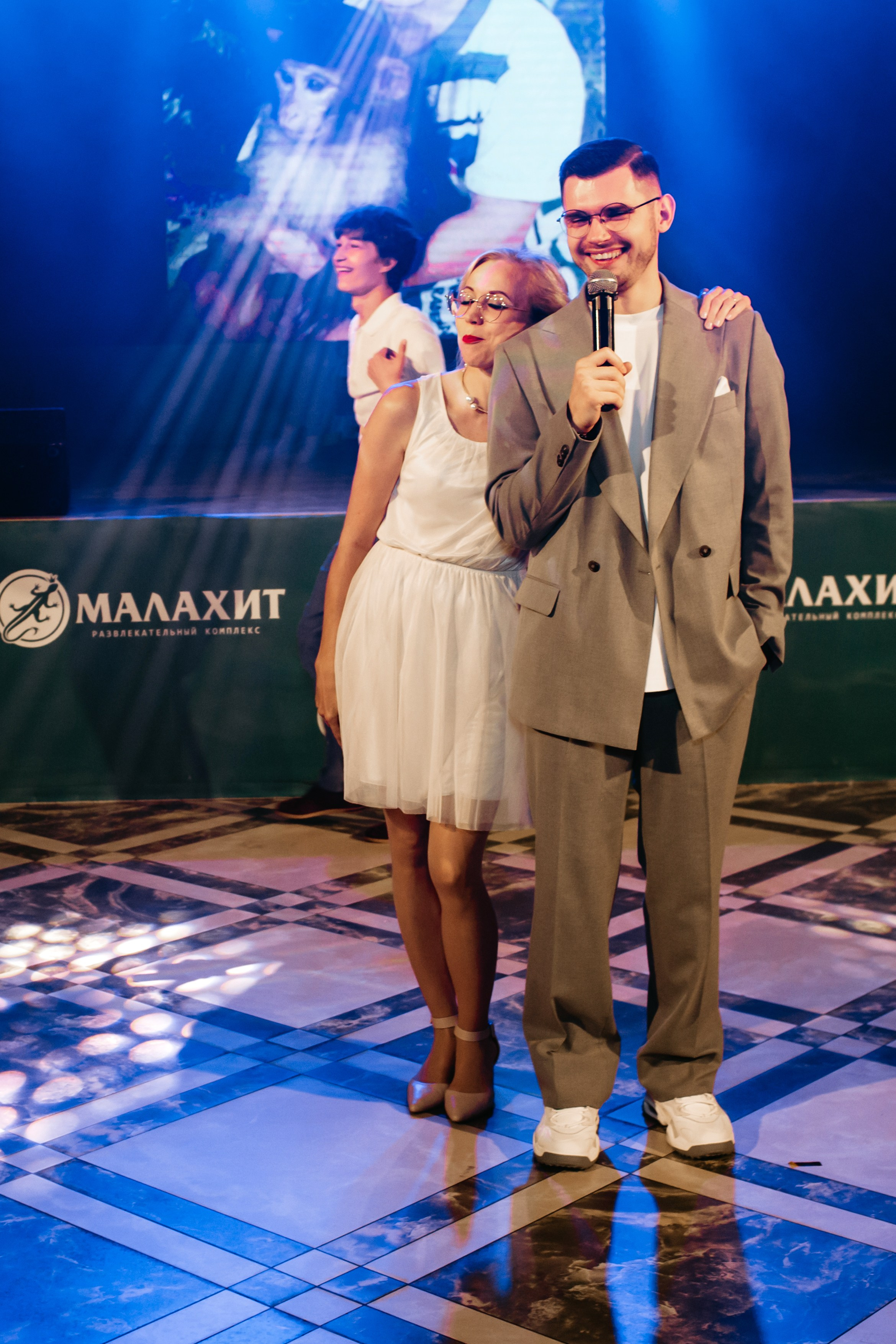 Выпускной 2025 (9класс) 124 школа. Фотограф в Челябинске Ополихина Анна