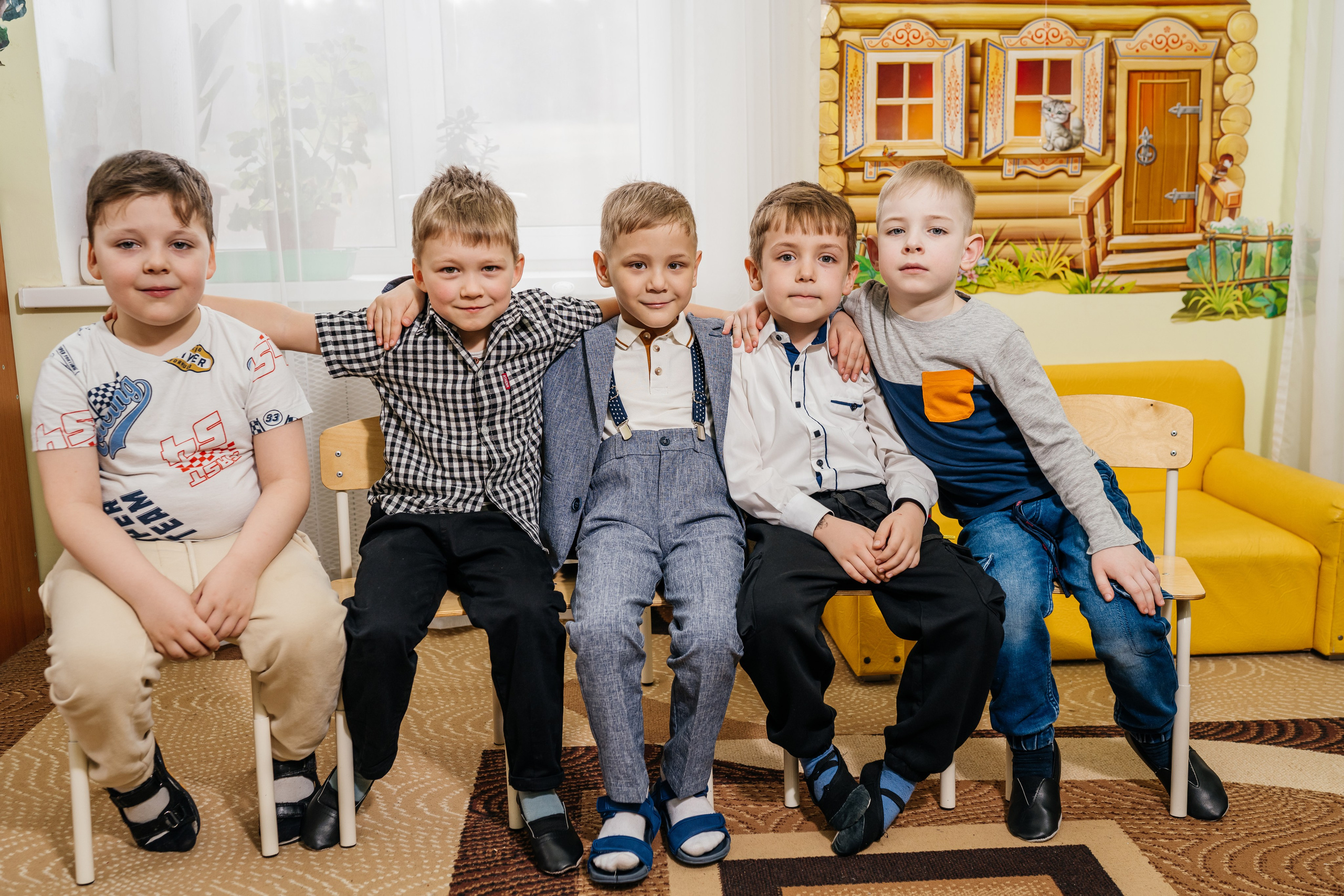 Детский сад для выпускных альбомов. Фотограф в Каменске-Шахтинском и парке Лога Ольга Сагал